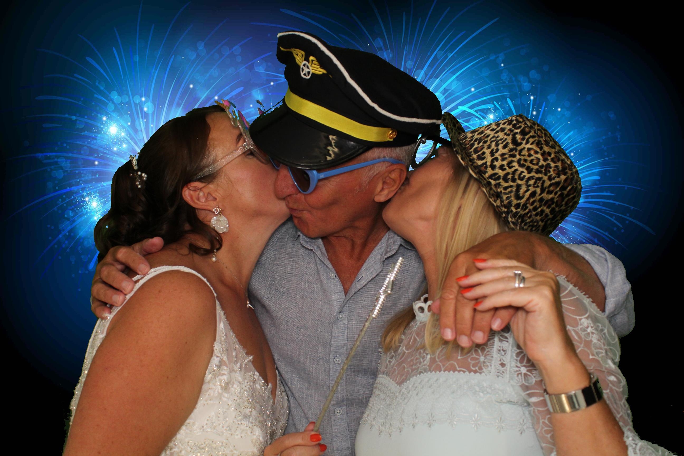 Danny & Laura's Wedding | View more photos from the event at gallery.omegaphotobooths.co.uk/u/Omega-Photobooths/Danny-Lauras-Wedding