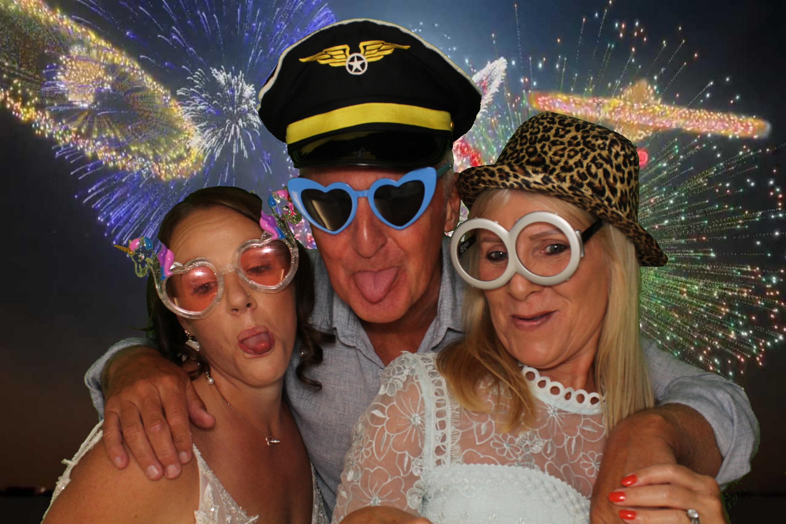Danny & Laura's Wedding | View more photos from the event at gallery.omegaphotobooths.co.uk/u/Omega-Photobooths/Danny-Lauras-Wedding