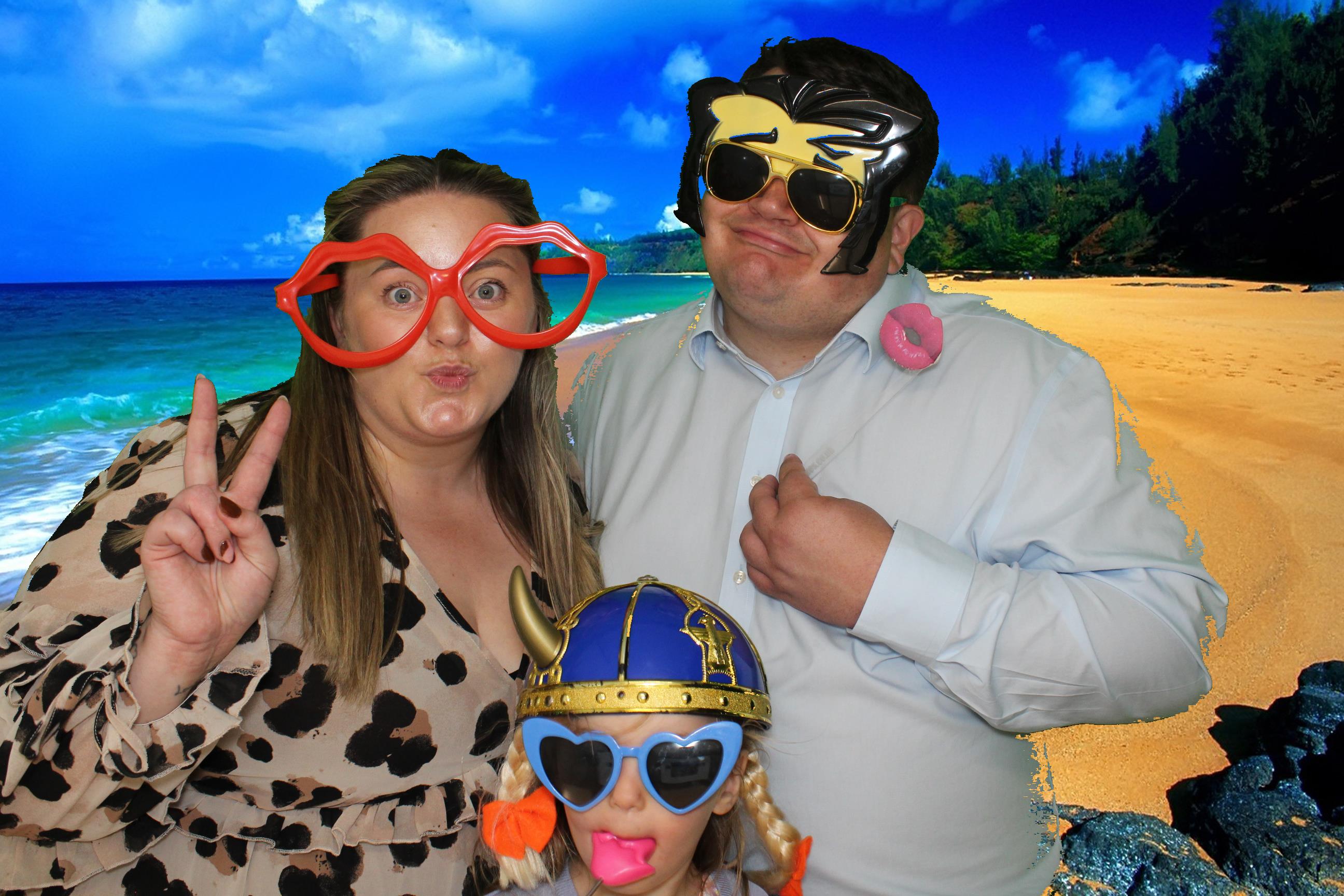 Mega & Charlie | View more photos from the event at gallery.omegaphotobooths.co.uk/u/Omega-Photobooths/Mega-Charlie