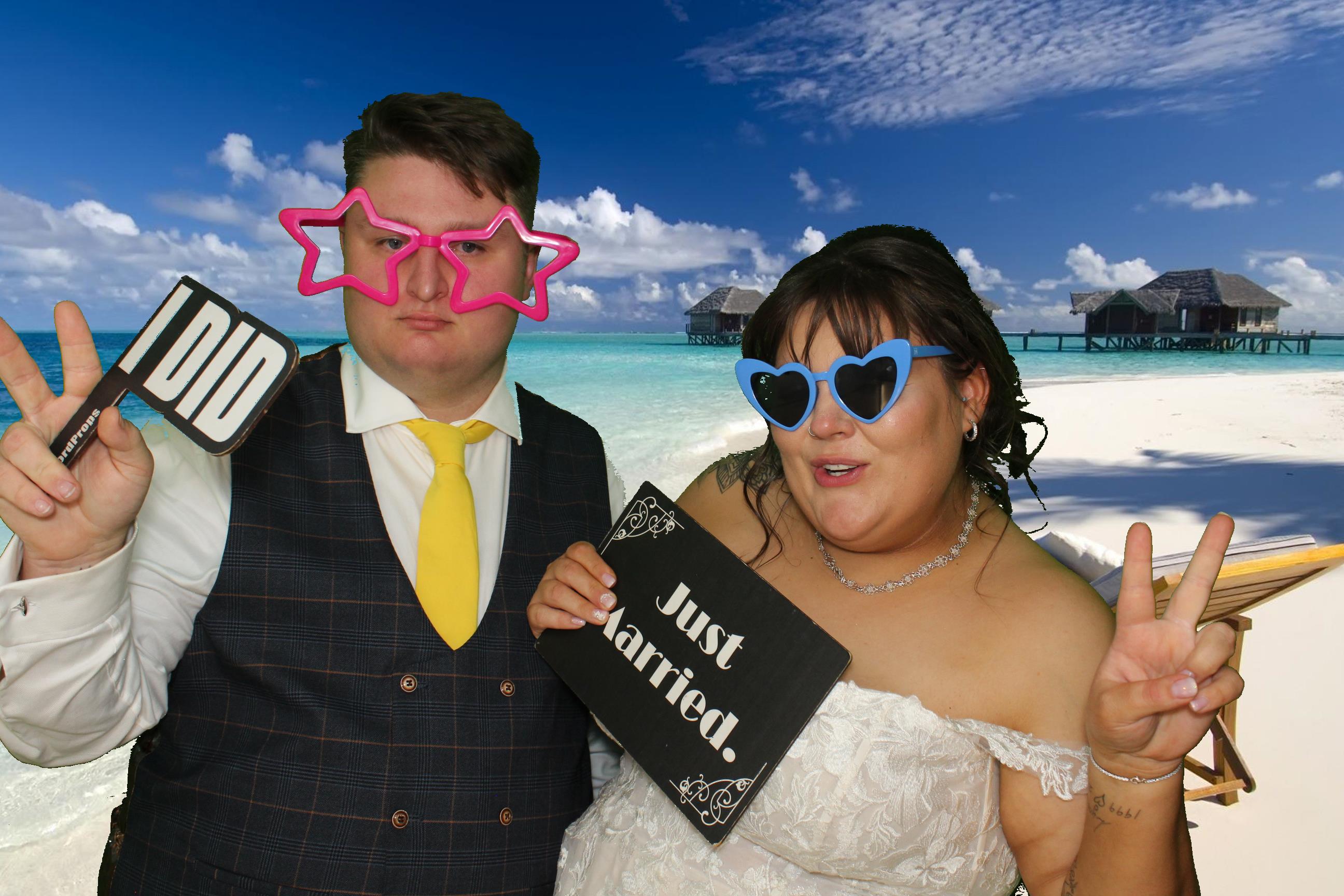 Mega & Charlie | View more photos from the event at gallery.omegaphotobooths.co.uk/u/Omega-Photobooths/Mega-Charlie