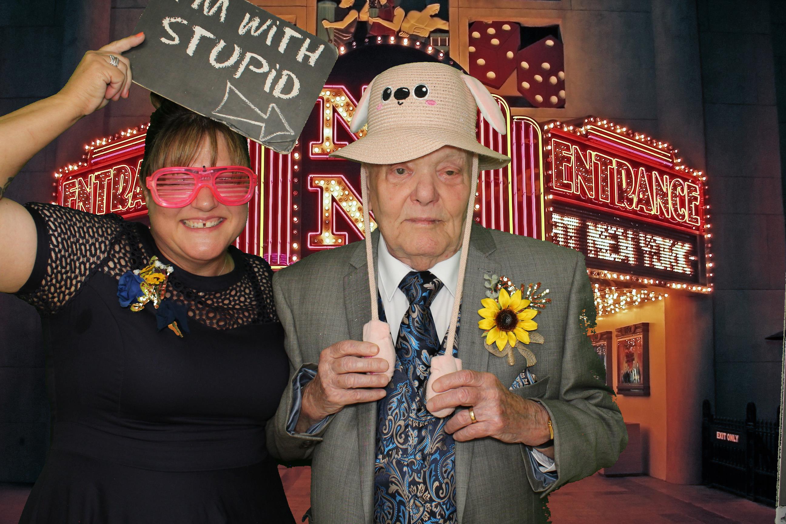 Mega & Charlie | View more photos from the event at gallery.omegaphotobooths.co.uk/u/Omega-Photobooths/Mega-Charlie