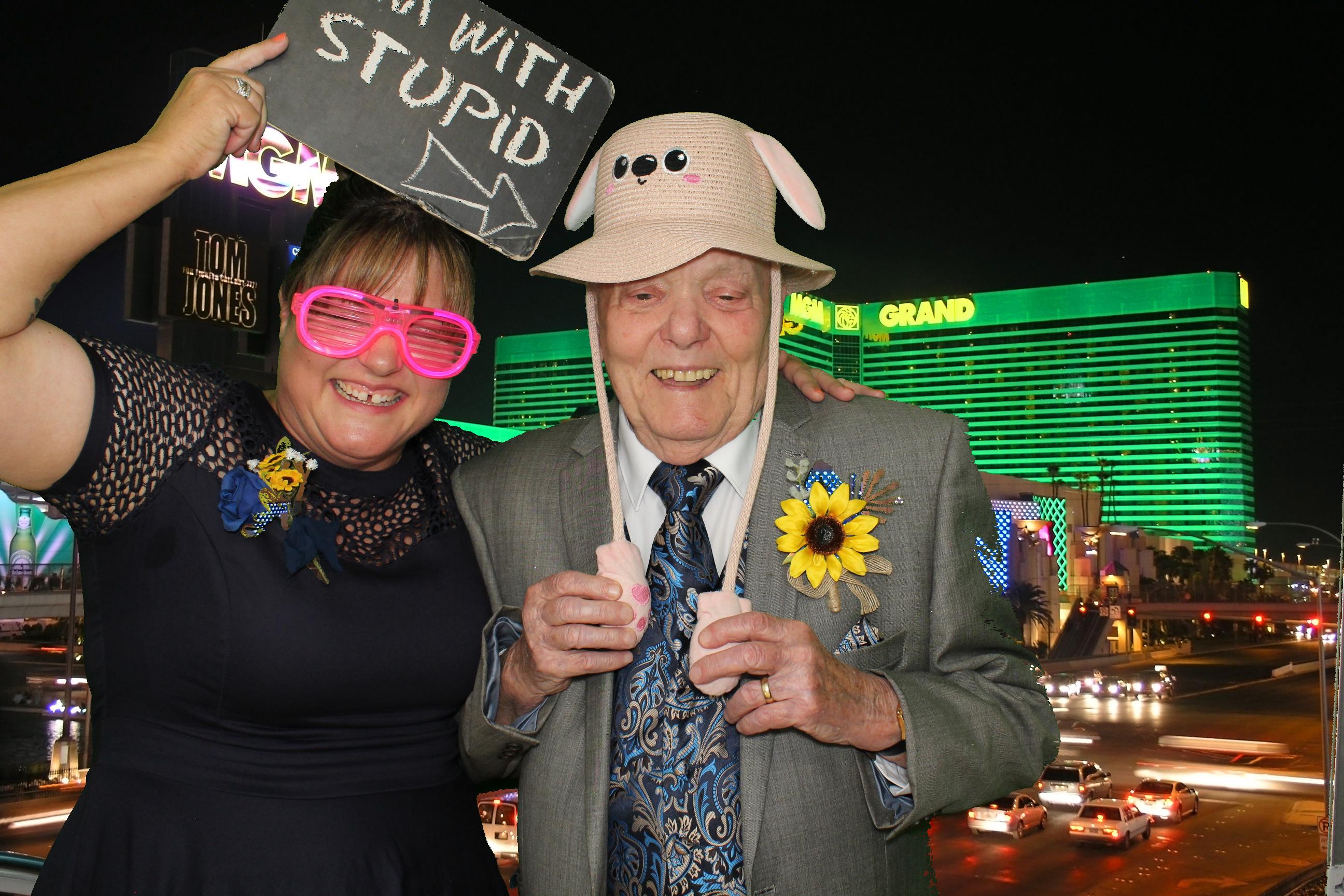 Mega & Charlie | View more photos from the event at gallery.omegaphotobooths.co.uk/u/Omega-Photobooths/Mega-Charlie
