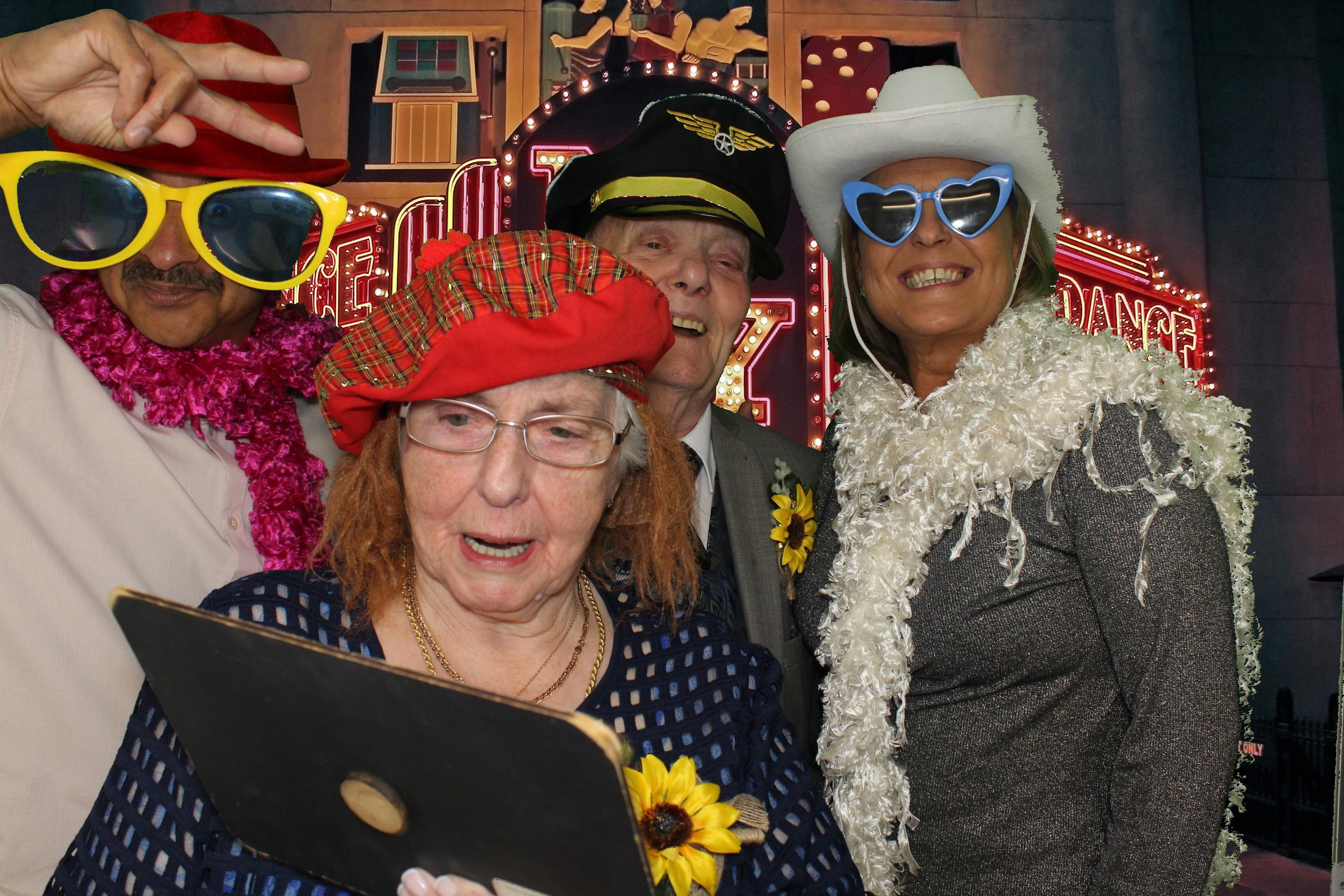Mega & Charlie | View more photos from the event at gallery.omegaphotobooths.co.uk/u/Omega-Photobooths/Mega-Charlie