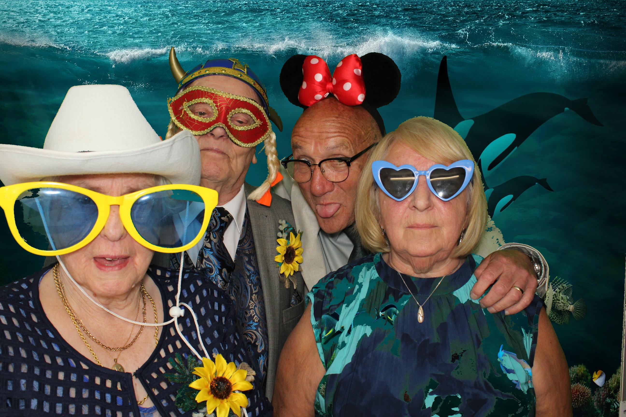 Mega & Charlie | View more photos from the event at gallery.omegaphotobooths.co.uk/u/Omega-Photobooths/Mega-Charlie