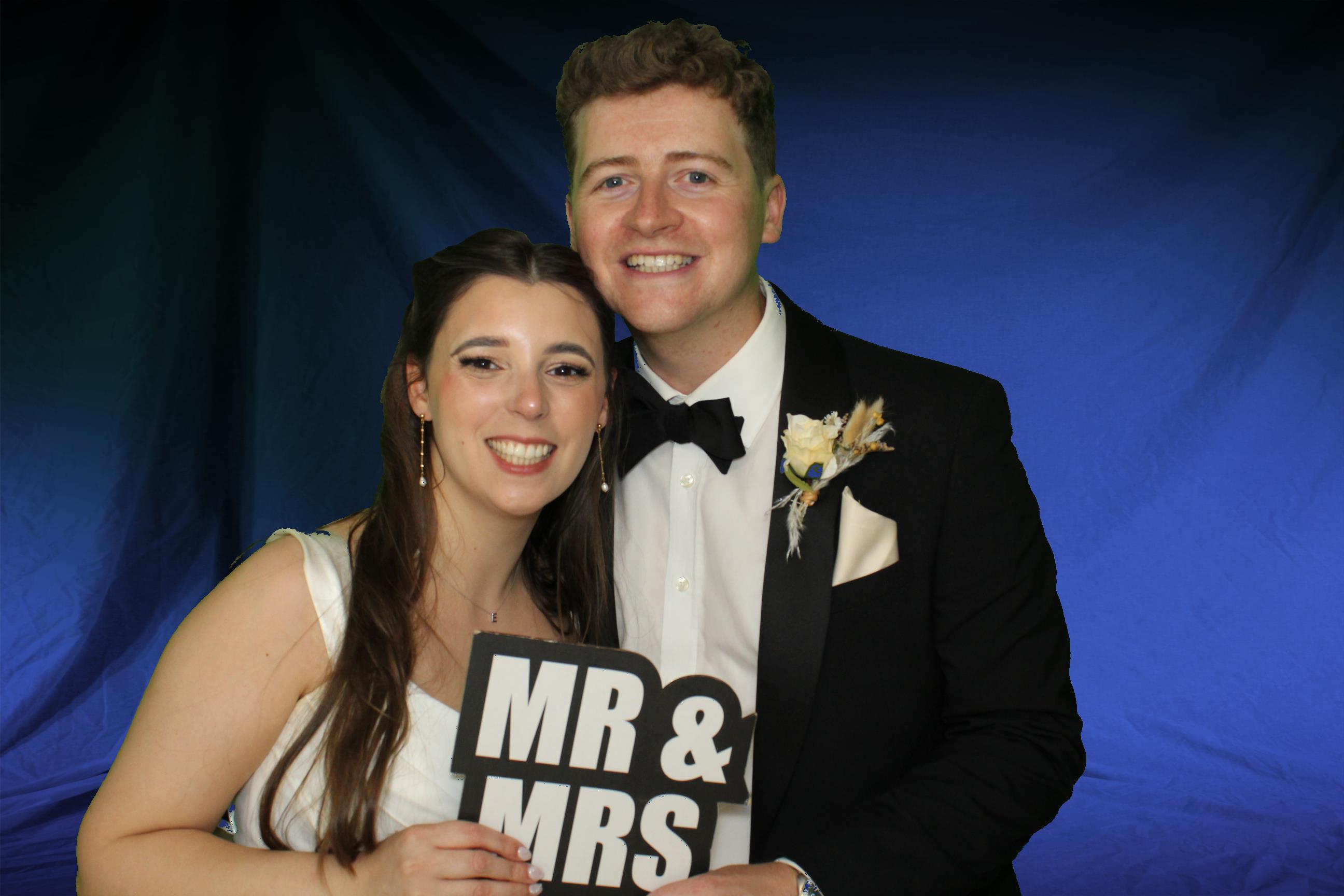 Sam & Ellie | View more photos from the event at gallery.omegaphotobooths.co.uk/u/Omega-Photobooths/Sam-Ellie