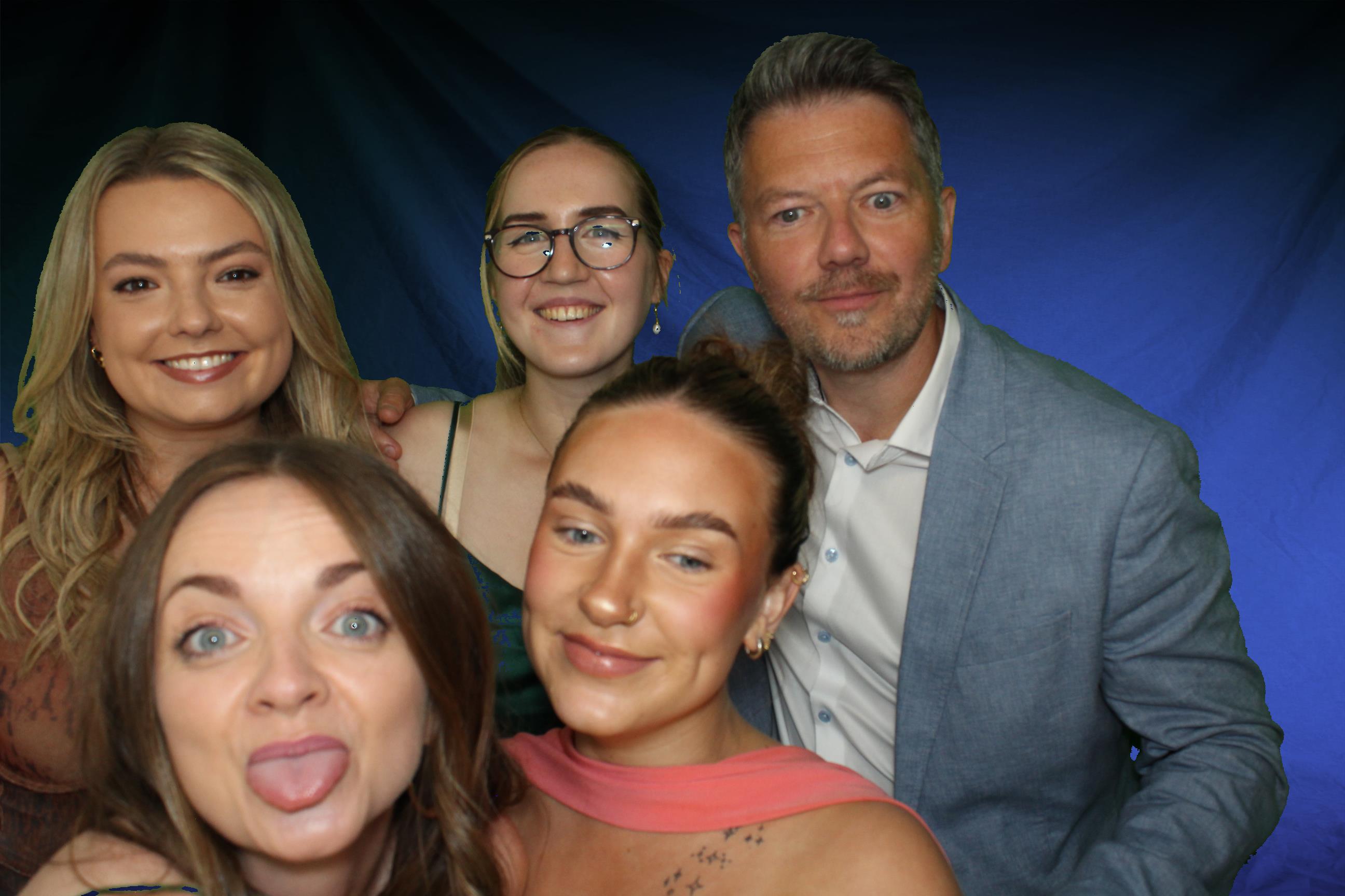 Sam & Ellie | View more photos from the event at gallery.omegaphotobooths.co.uk/u/Omega-Photobooths/Sam-Ellie