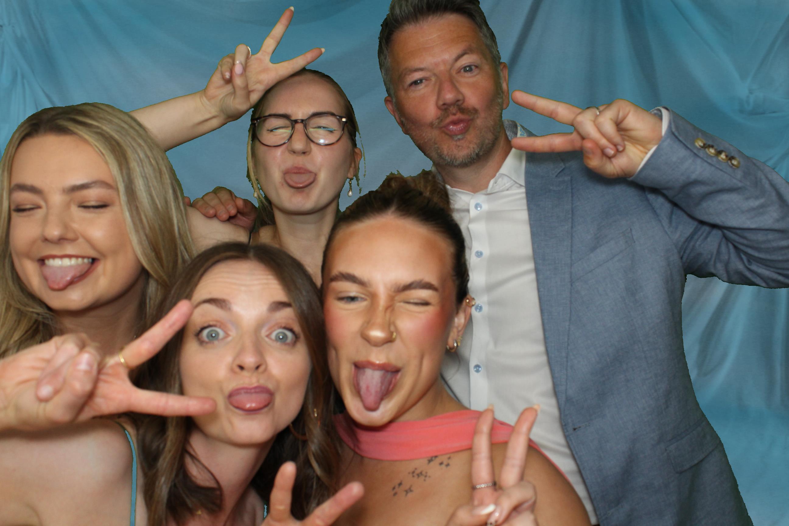 Sam & Ellie | View more photos from the event at gallery.omegaphotobooths.co.uk/u/Omega-Photobooths/Sam-Ellie