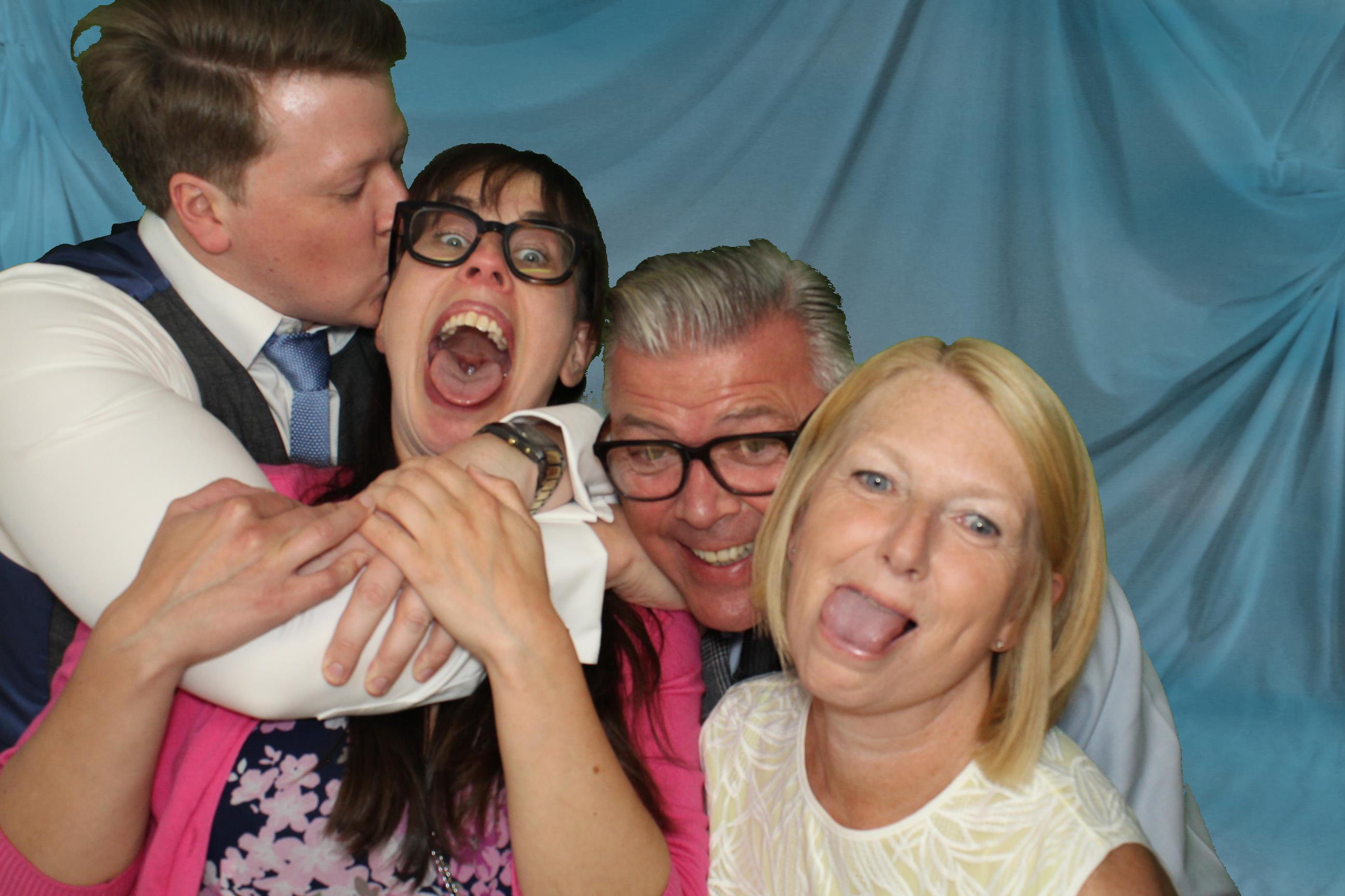 Sam & Ellie | View more photos from the event at gallery.omegaphotobooths.co.uk/u/Omega-Photobooths/Sam-Ellie