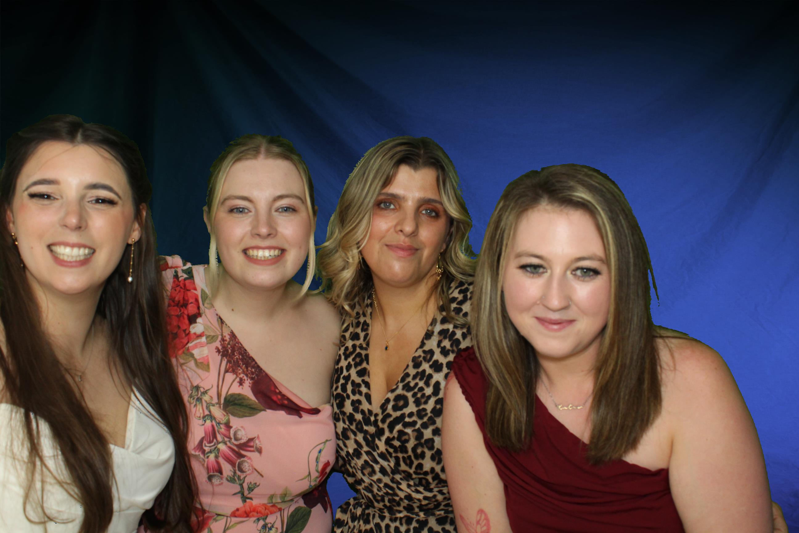 Sam & Ellie | View more photos from the event at gallery.omegaphotobooths.co.uk/u/Omega-Photobooths/Sam-Ellie