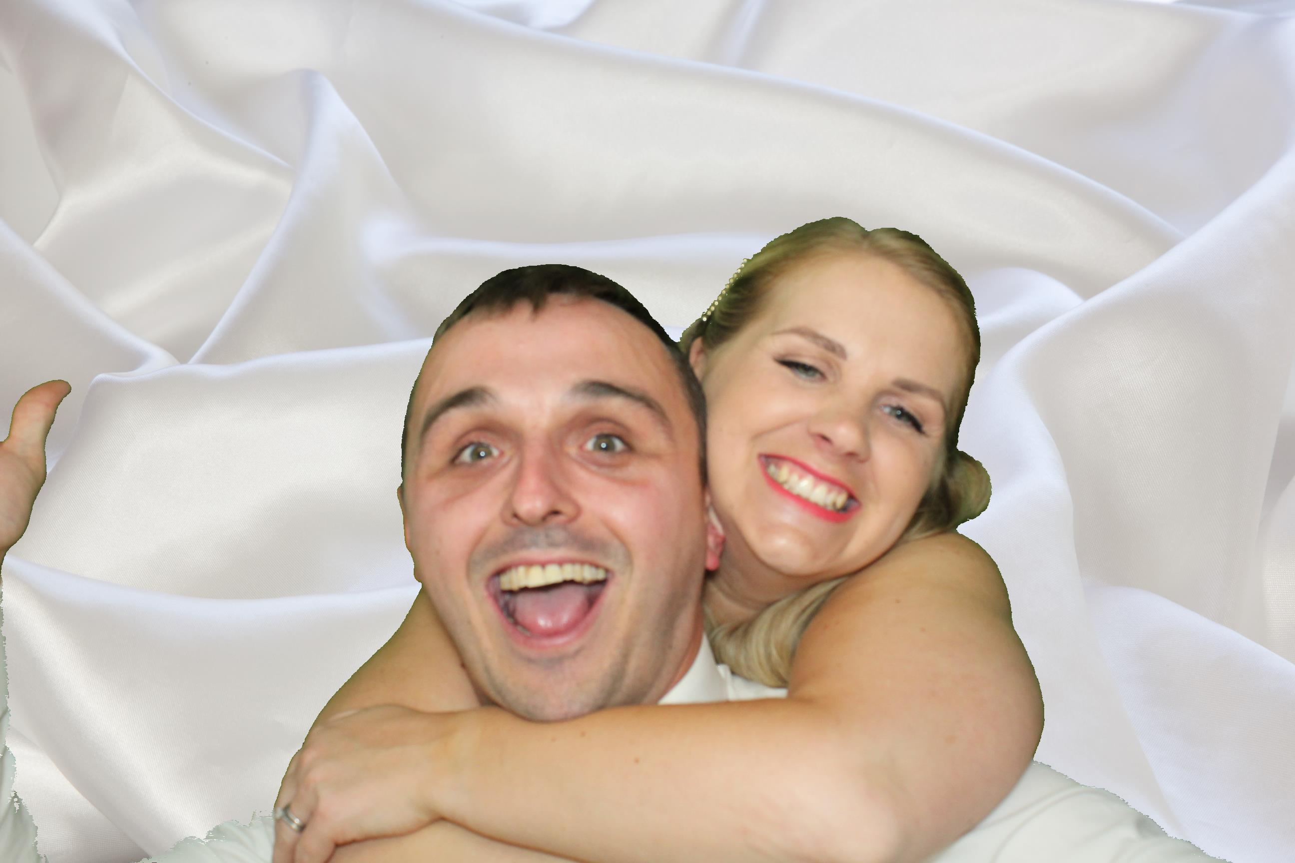 Sam & Ellie | View more photos from the event at gallery.omegaphotobooths.co.uk/u/Omega-Photobooths/Sam-Ellie