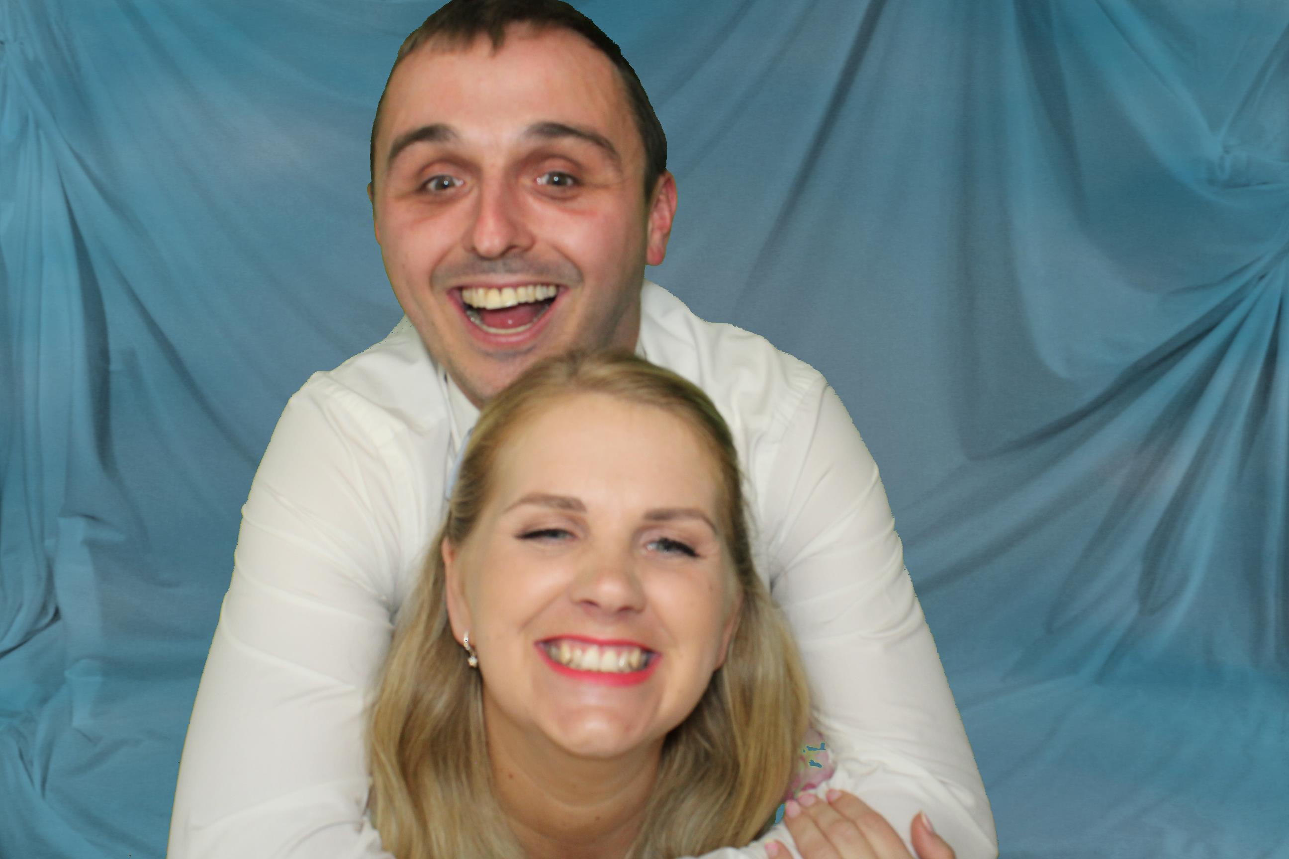 Sam & Ellie | View more photos from the event at gallery.omegaphotobooths.co.uk/u/Omega-Photobooths/Sam-Ellie