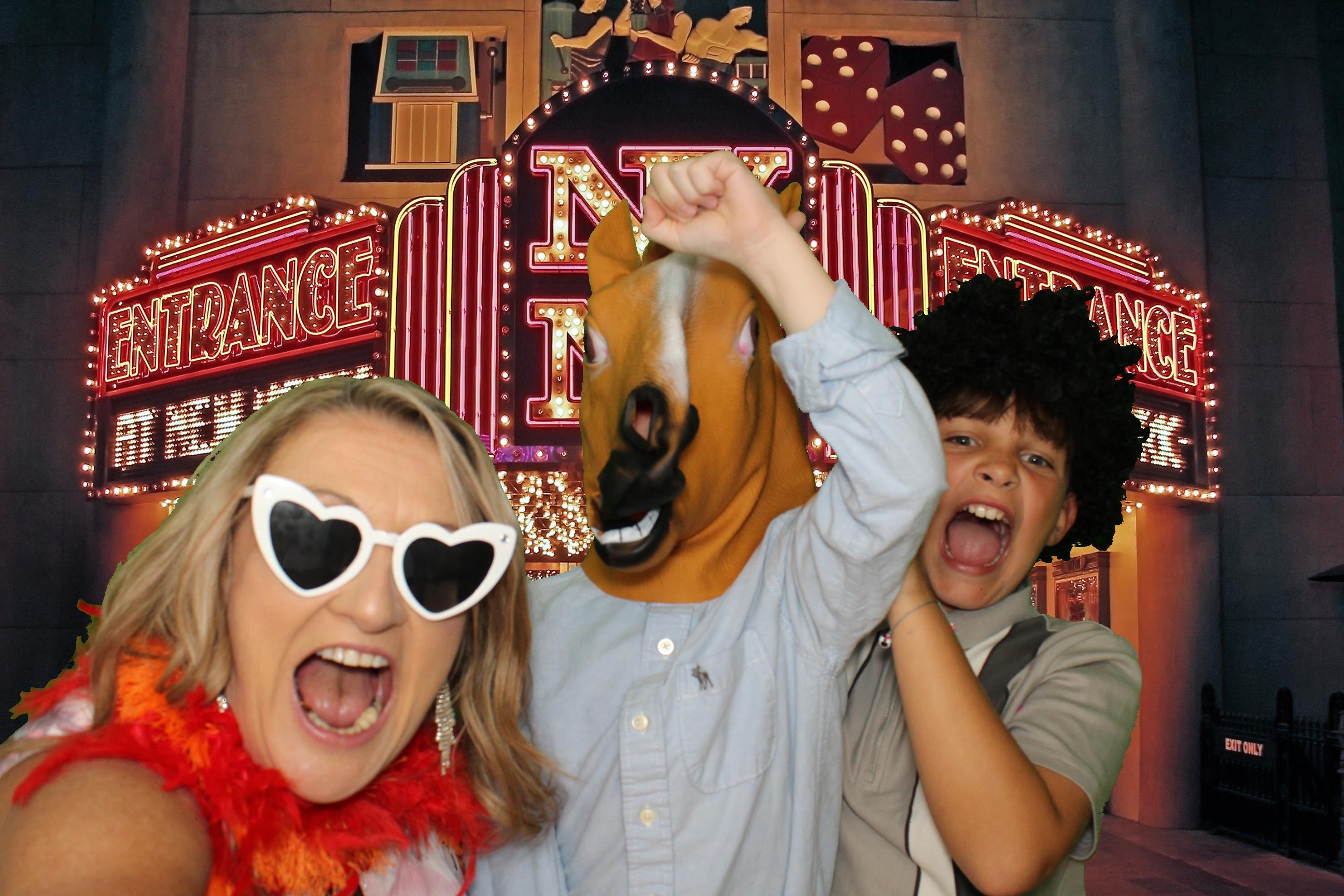 Sam & Ellie | View more photos from the event at gallery.omegaphotobooths.co.uk/u/Omega-Photobooths/Sam-Ellie