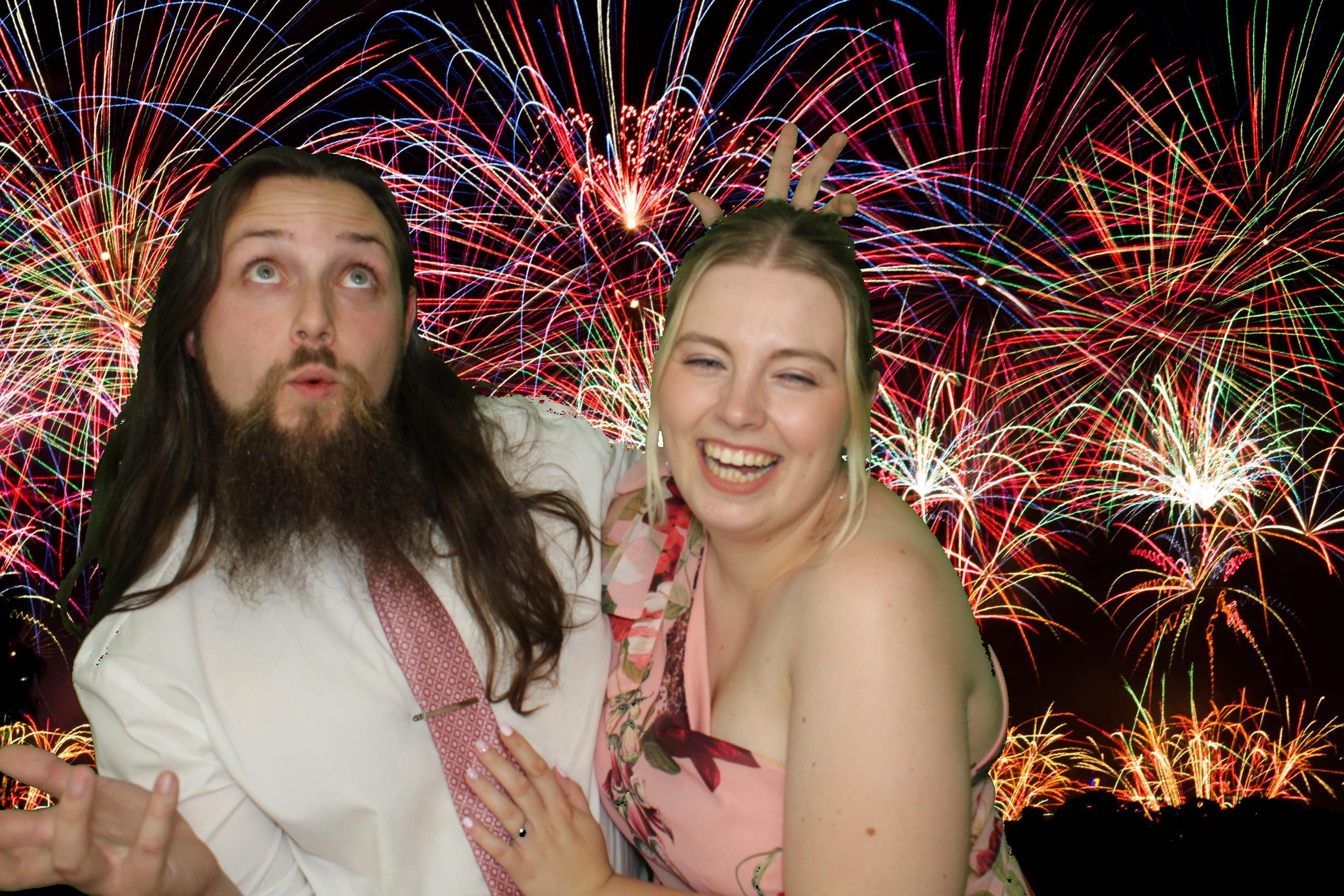Sam & Ellie | View more photos from the event at gallery.omegaphotobooths.co.uk/u/Omega-Photobooths/Sam-Ellie
