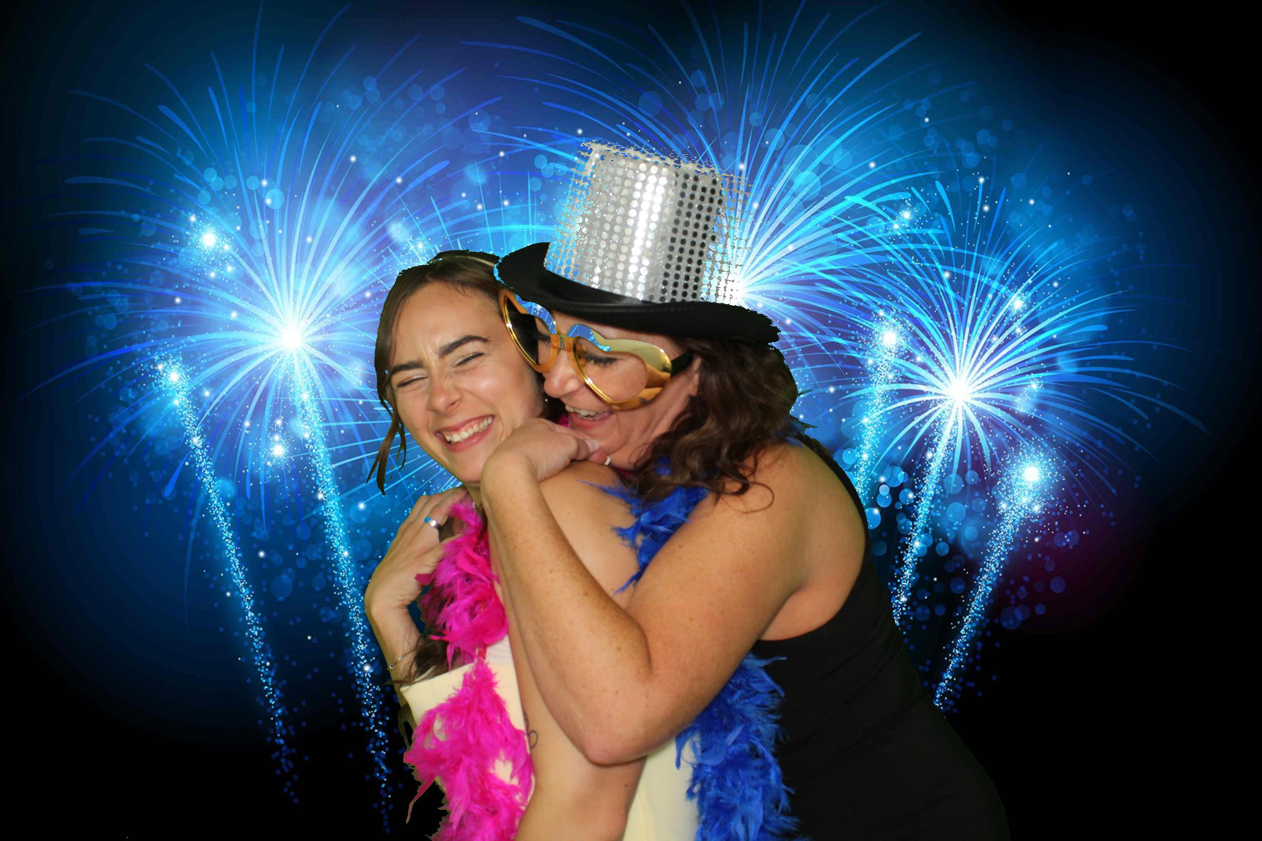 Sam & Ellie | View more photos from the event at gallery.omegaphotobooths.co.uk/u/Omega-Photobooths/Sam-Ellie