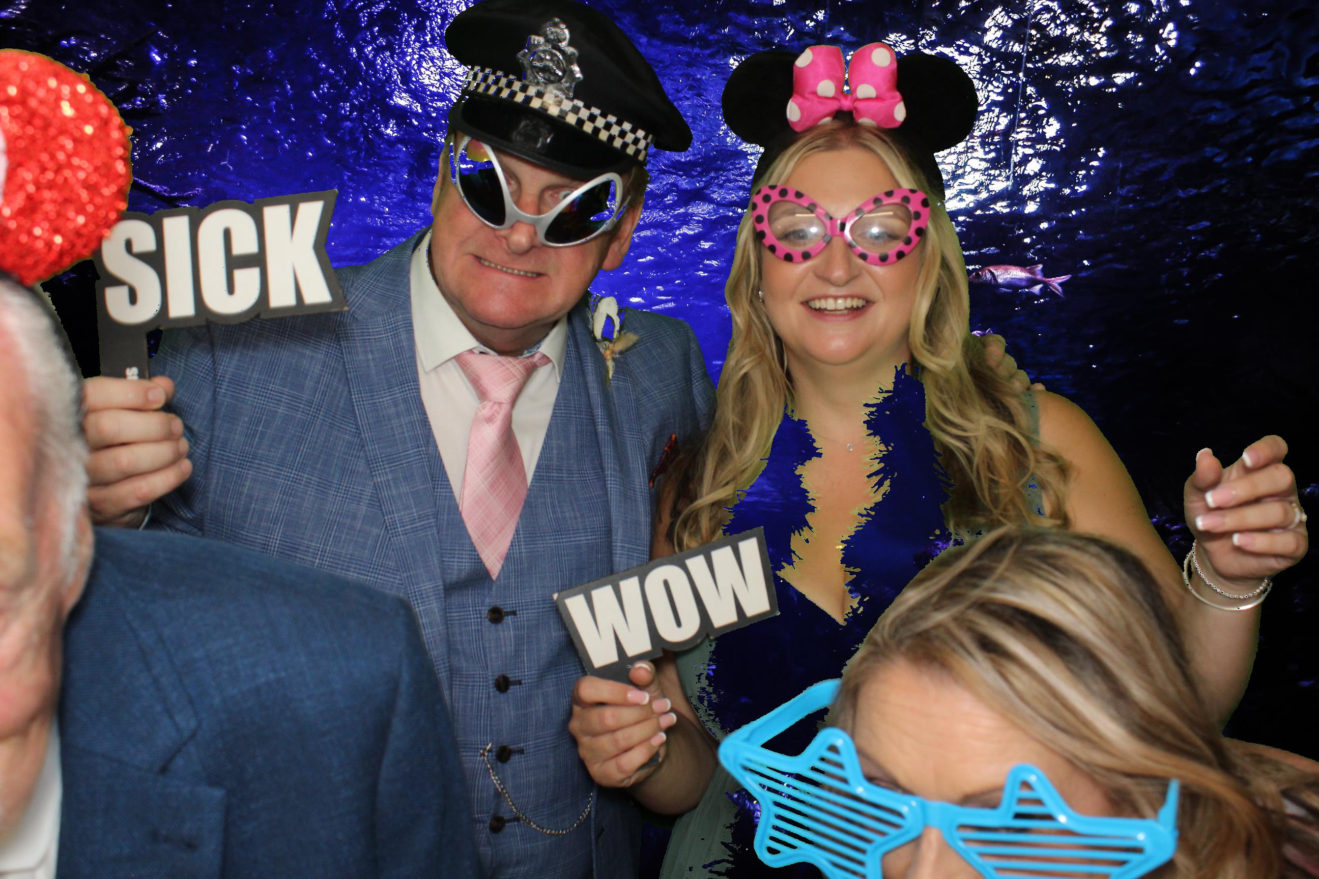 Sam & Ellie | View more photos from the event at gallery.omegaphotobooths.co.uk/u/Omega-Photobooths/Sam-Ellie