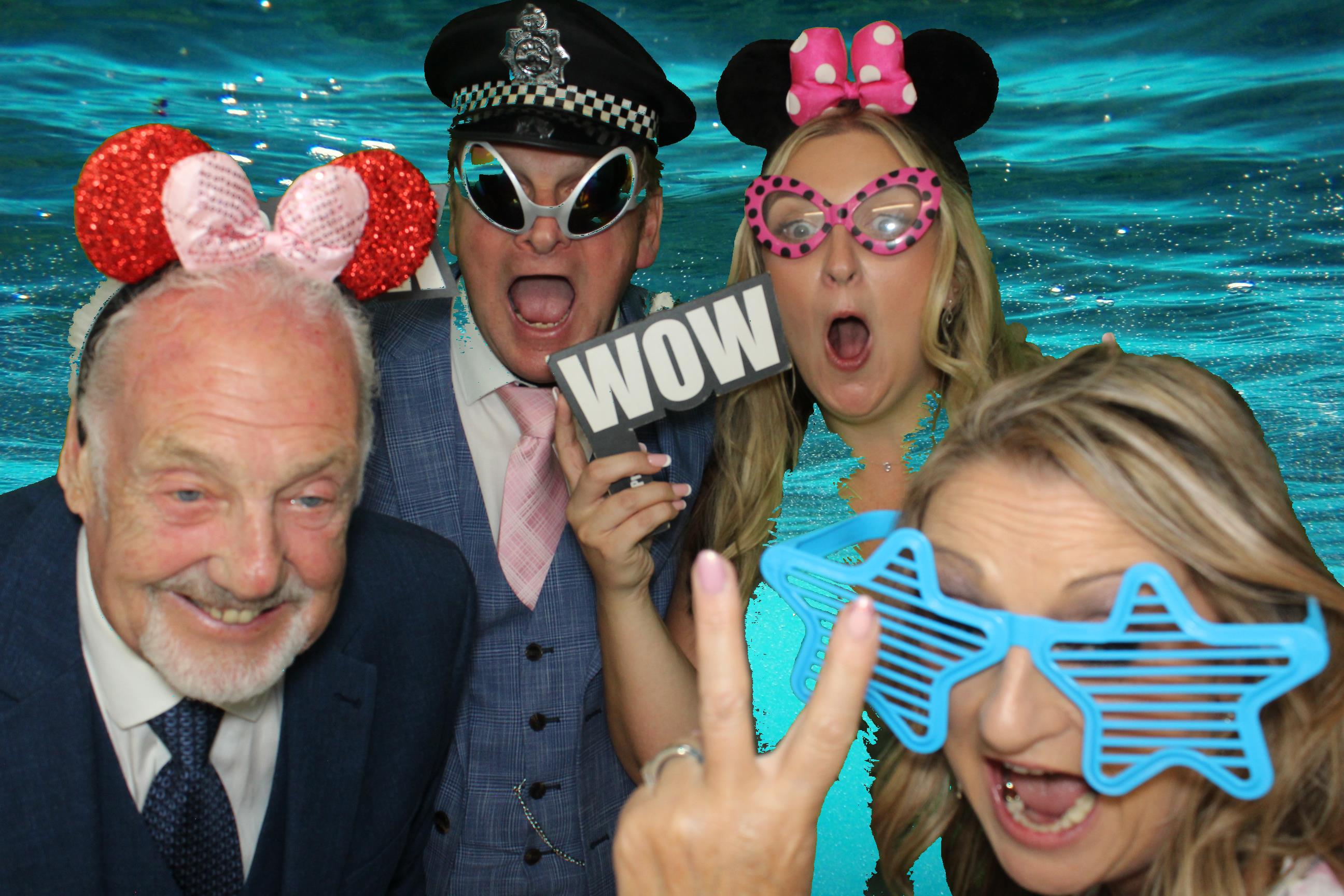 Sam & Ellie | View more photos from the event at gallery.omegaphotobooths.co.uk/u/Omega-Photobooths/Sam-Ellie