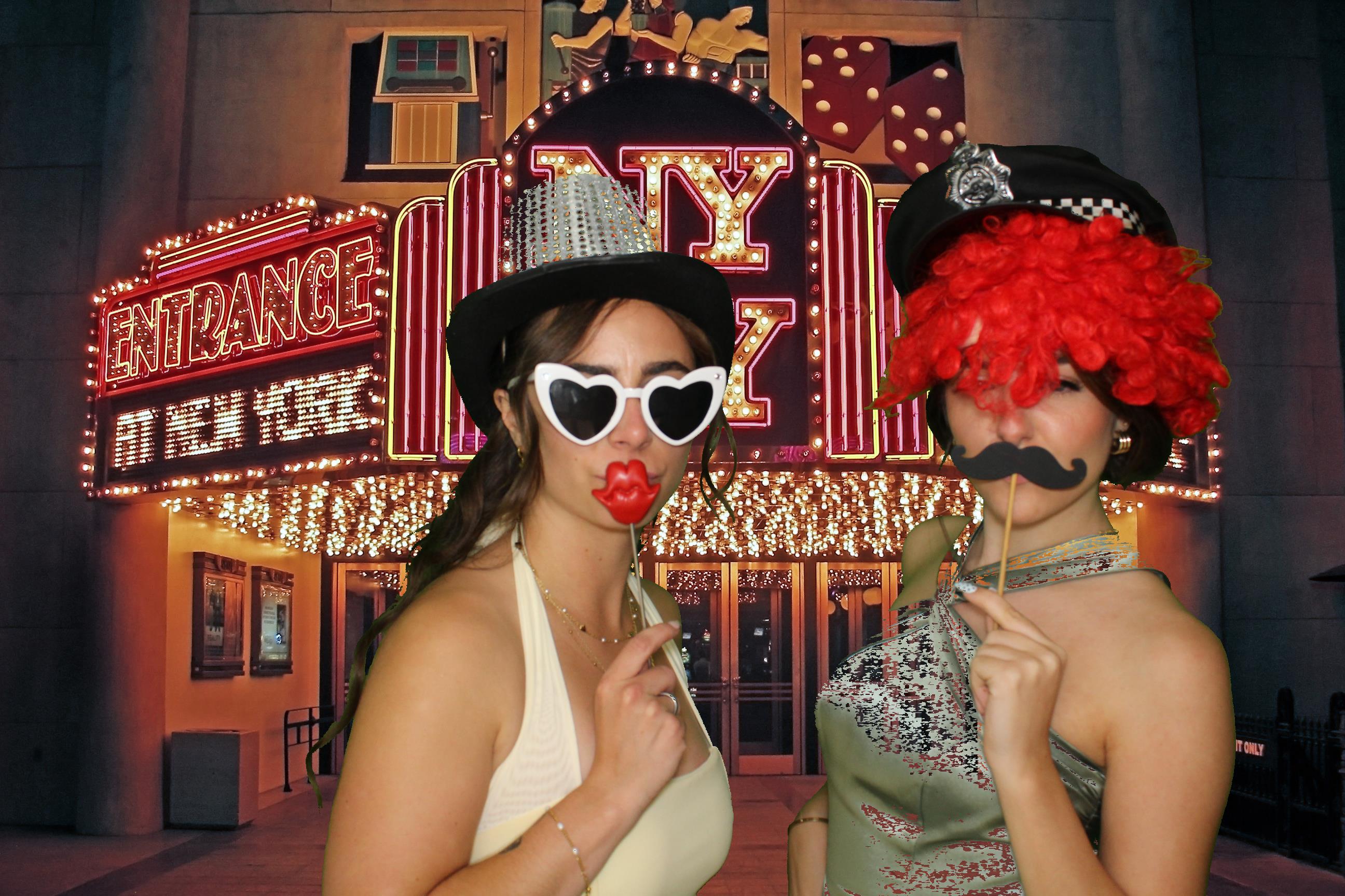 Sam & Ellie | View more photos from the event at gallery.omegaphotobooths.co.uk/u/Omega-Photobooths/Sam-Ellie