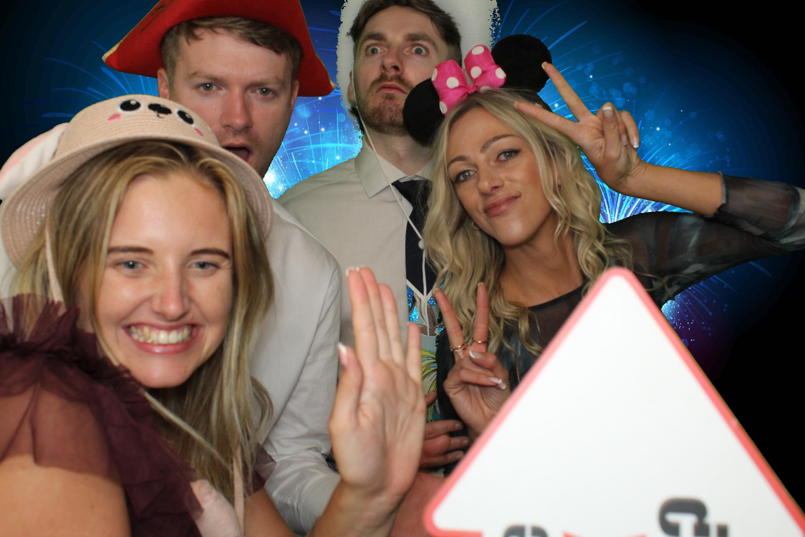 Sam & Ellie | View more photos from the event at gallery.omegaphotobooths.co.uk/u/Omega-Photobooths/Sam-Ellie