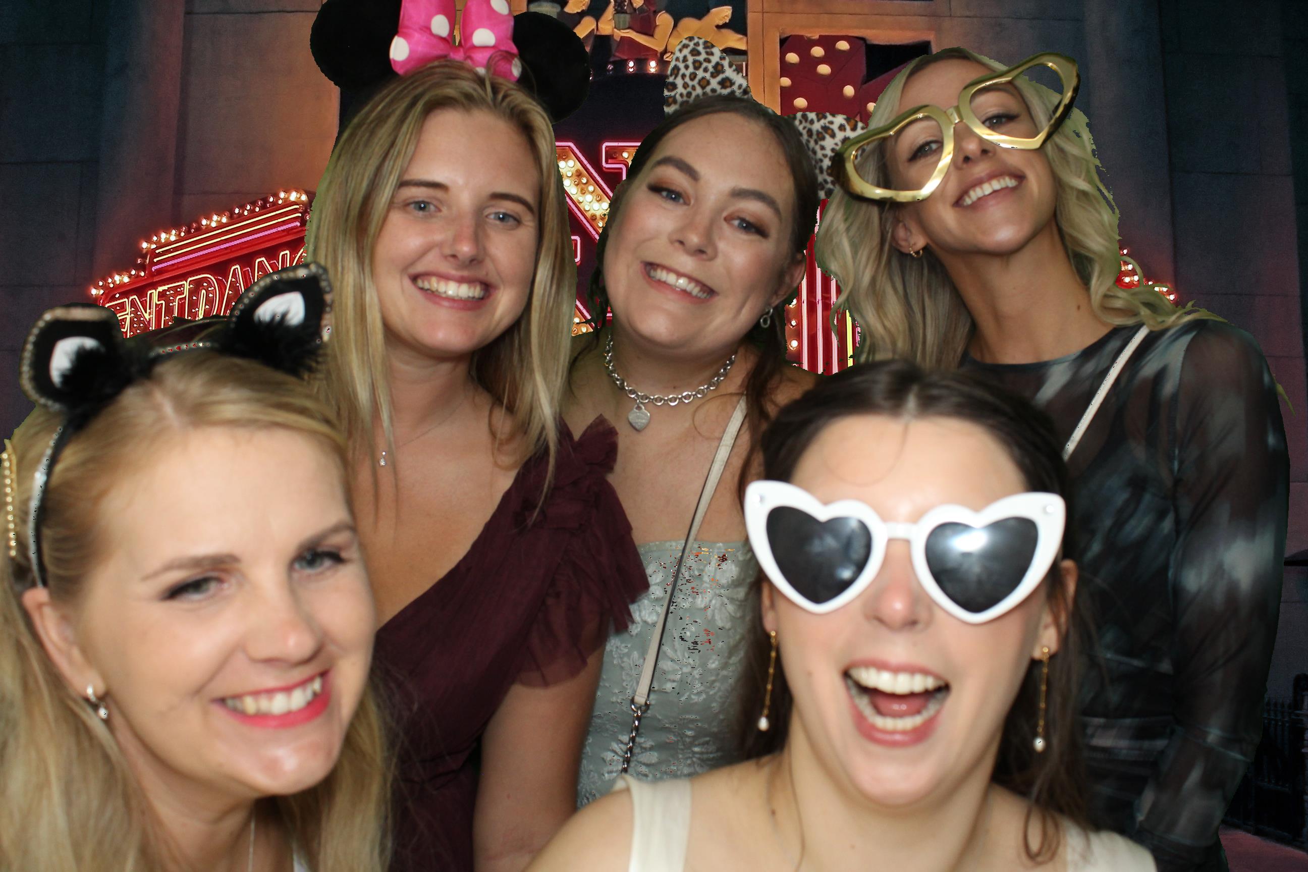 Sam & Ellie | View more photos from the event at gallery.omegaphotobooths.co.uk/u/Omega-Photobooths/Sam-Ellie