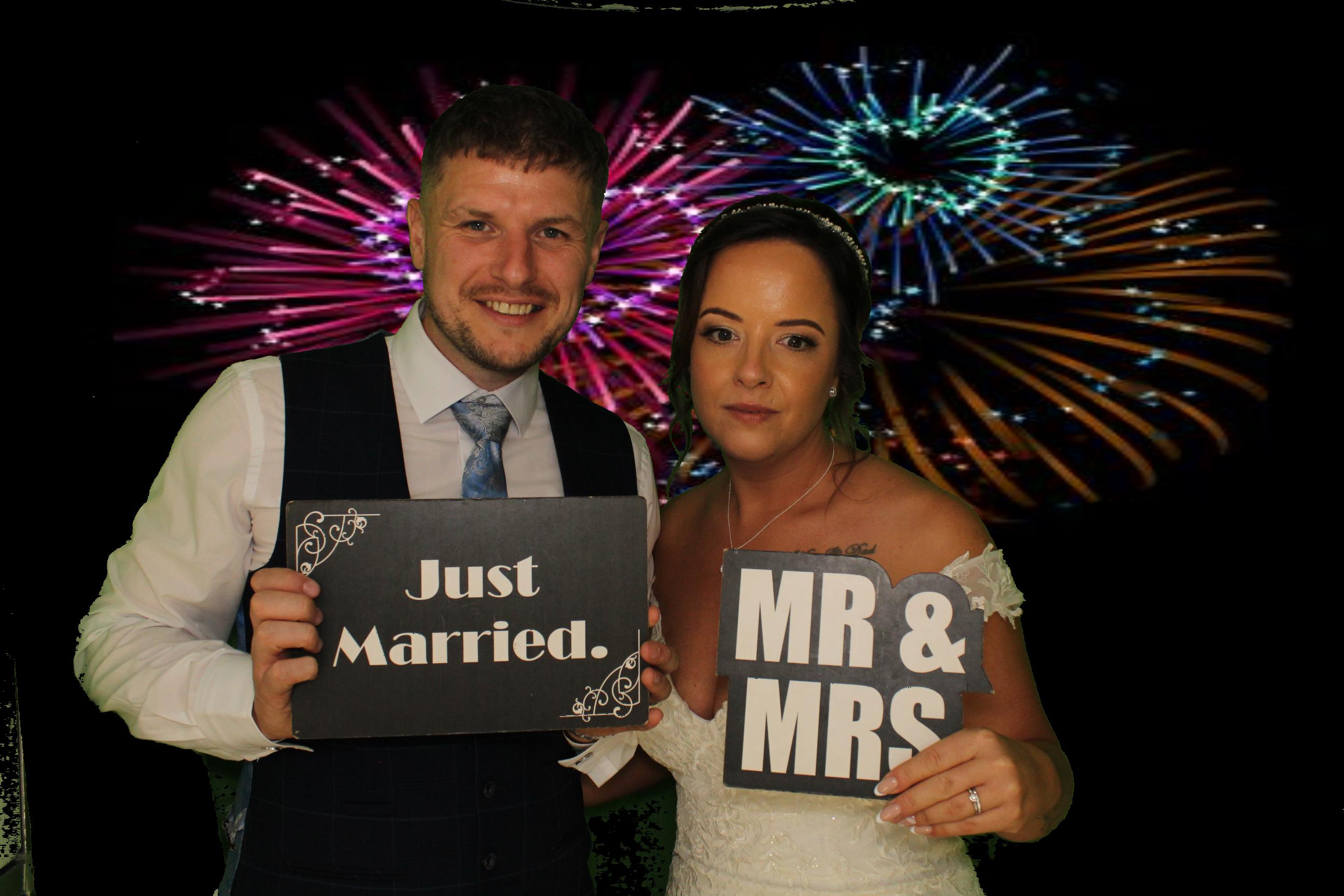 Sarah & James Wedding | View more photos from the event at gallery.omegaphotobooths.co.uk/u/Omega-Photobooths/Sarah-James-Wedding