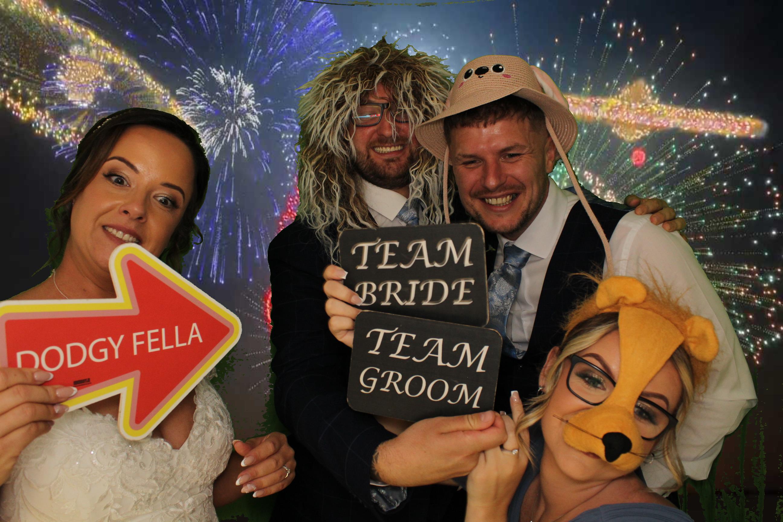 Sarah & James Wedding | View more photos from the event at gallery.omegaphotobooths.co.uk/u/Omega-Photobooths/Sarah-James-Wedding