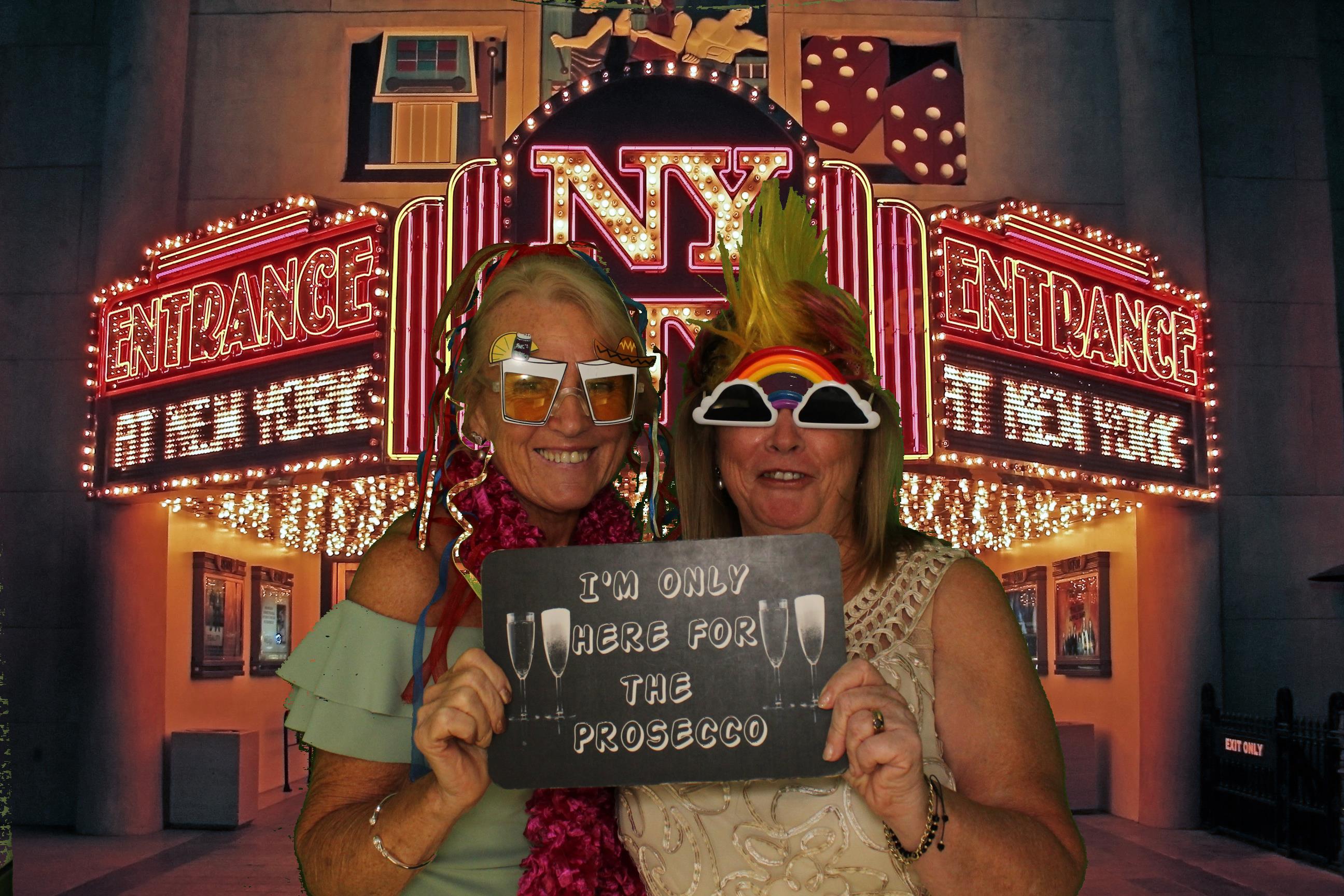 Sarah & James Wedding | View more photos from the event at gallery.omegaphotobooths.co.uk/u/Omega-Photobooths/Sarah-James-Wedding