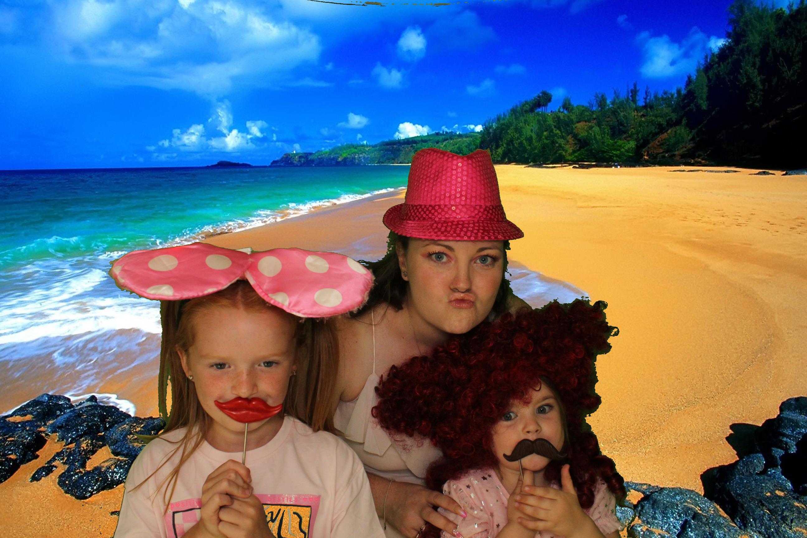 Sarah & James Wedding | View more photos from the event at gallery.omegaphotobooths.co.uk/u/Omega-Photobooths/Sarah-James-Wedding