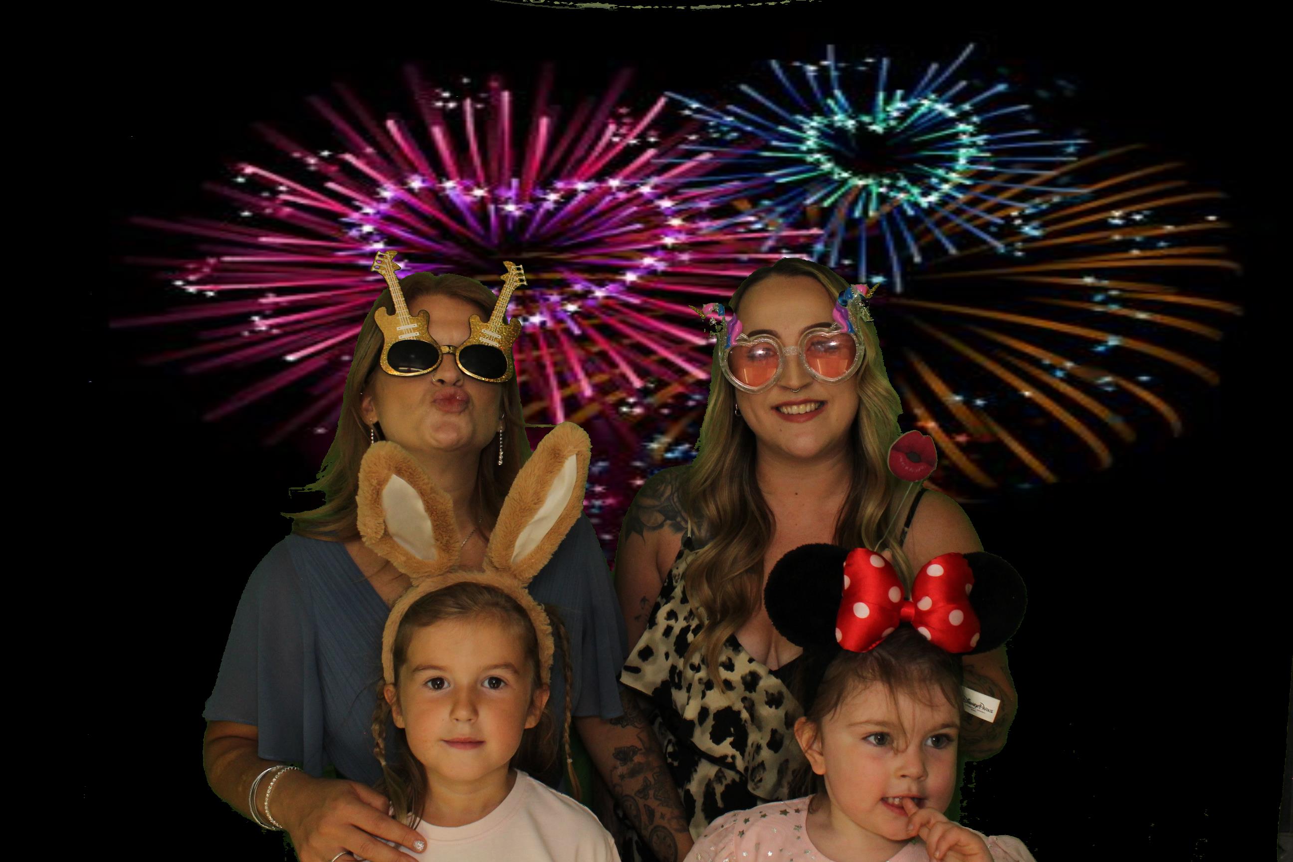 Sarah & James Wedding | View more photos from the event at gallery.omegaphotobooths.co.uk/u/Omega-Photobooths/Sarah-James-Wedding