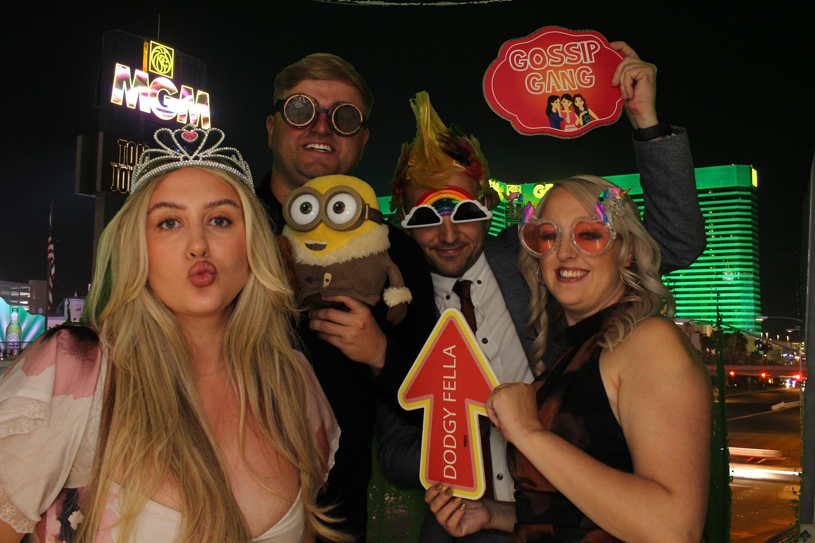 Sarah & James Wedding | View more photos from the event at gallery.omegaphotobooths.co.uk/u/Omega-Photobooths/Sarah-James-Wedding