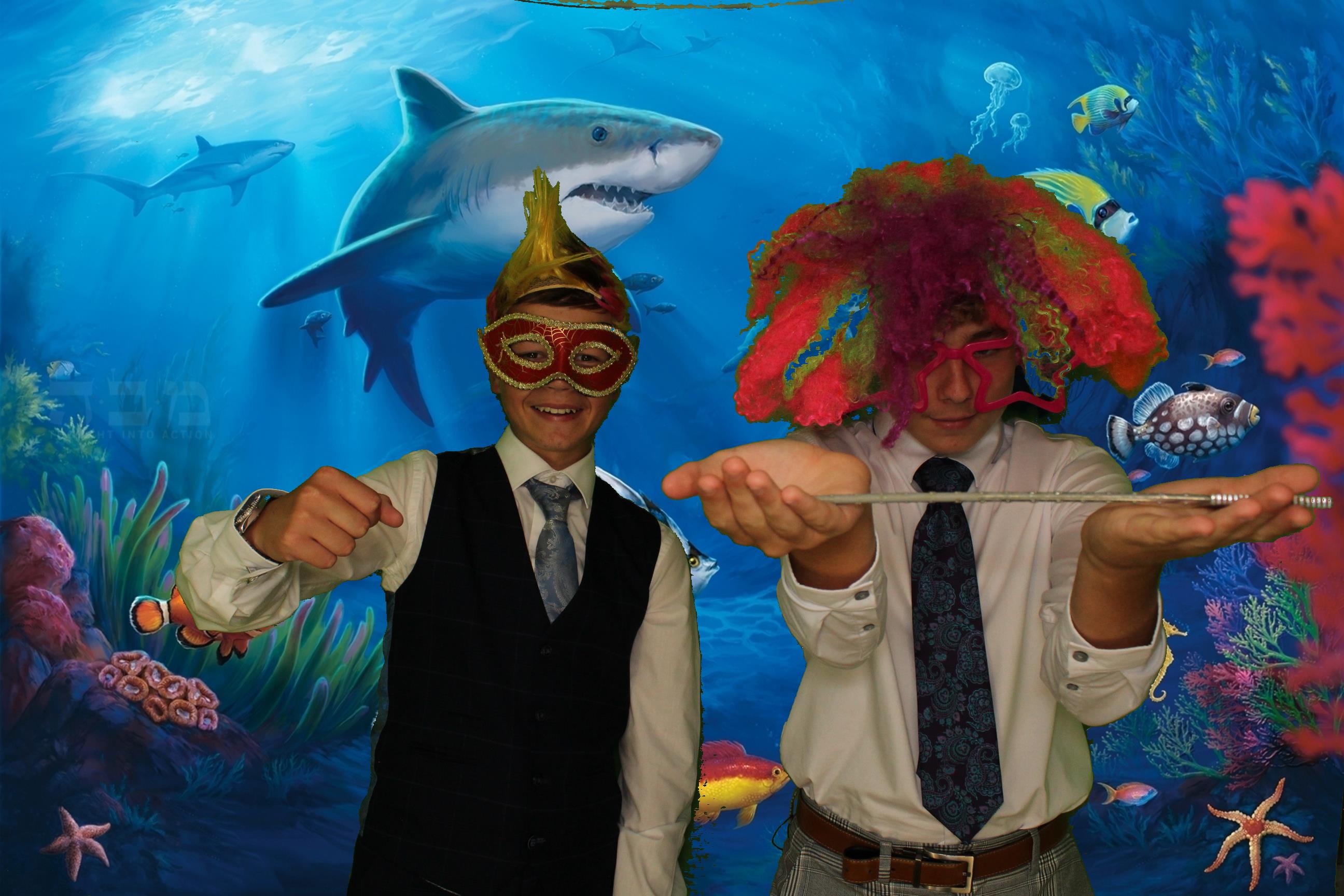 Sarah & James Wedding | View more photos from the event at gallery.omegaphotobooths.co.uk/u/Omega-Photobooths/Sarah-James-Wedding