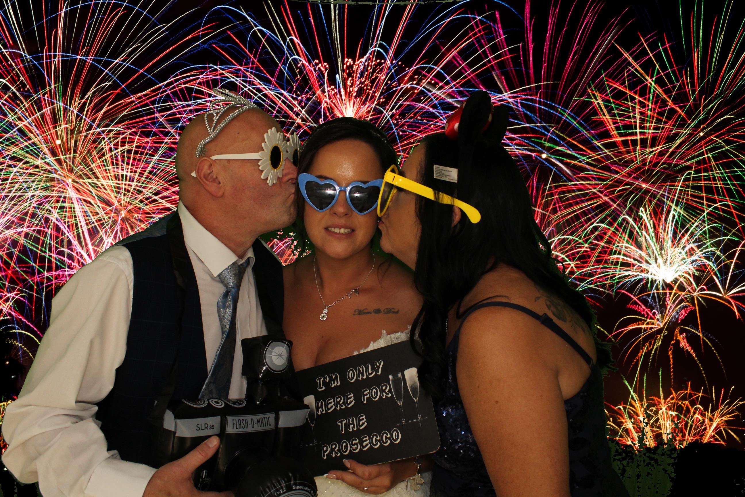 Sarah & James Wedding | View more photos from the event at gallery.omegaphotobooths.co.uk/u/Omega-Photobooths/Sarah-James-Wedding