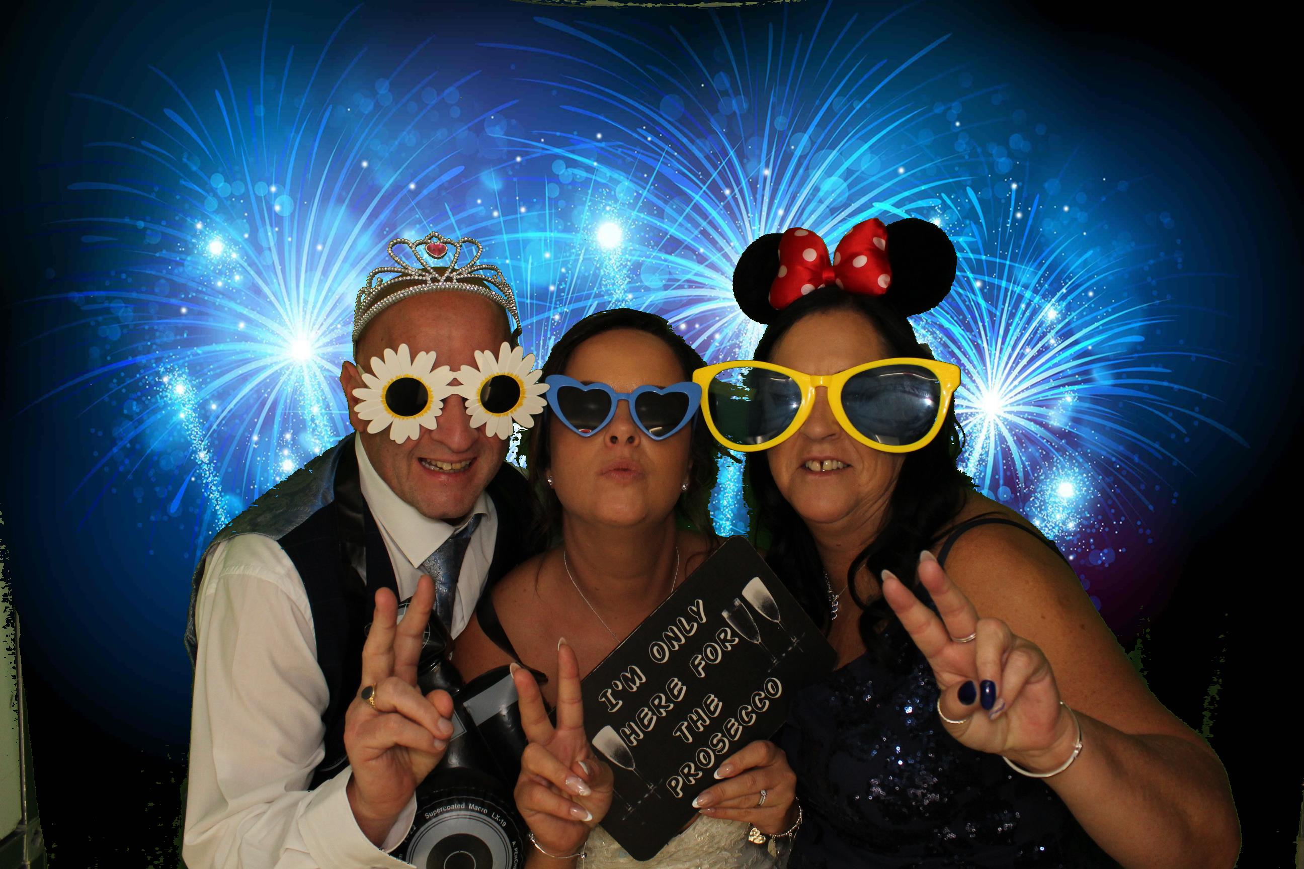 Sarah & James Wedding | View more photos from the event at gallery.omegaphotobooths.co.uk/u/Omega-Photobooths/Sarah-James-Wedding