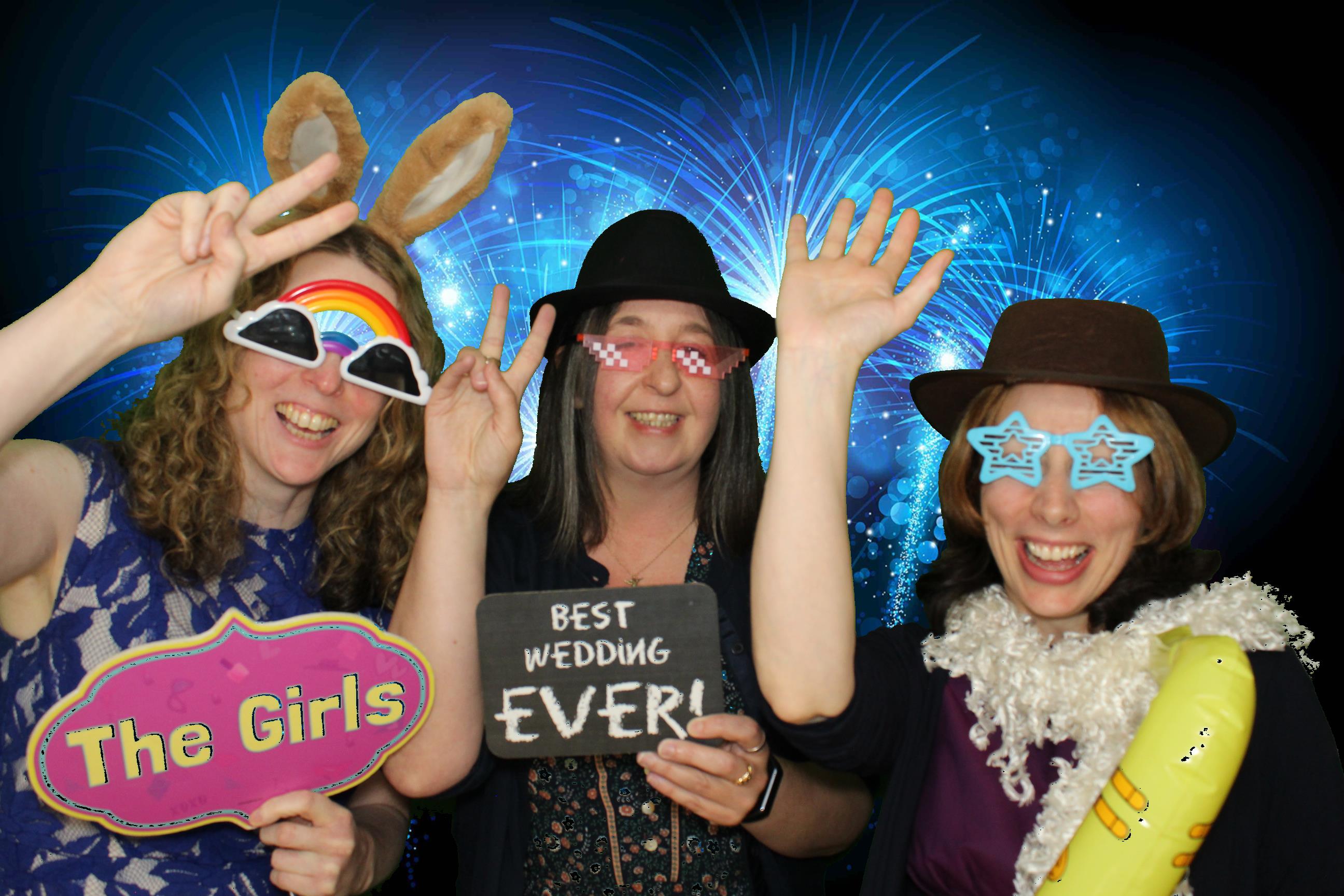 Vicky & James' Wedding | View more photos from the event at gallery.omegaphotobooths.co.uk/u/Omega-Photobooths/Vicky-James-Wedding