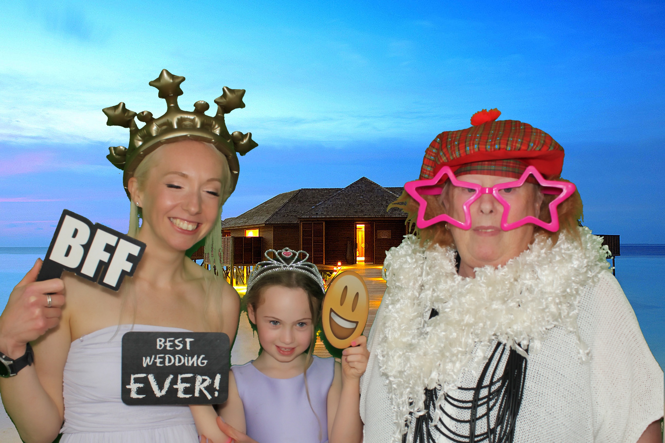 Mark & Nicolles Wedding | View more photos from the event at gallery.omegaphotobooths.co.uk/u/Omega-Photobooths/Mark-Nicolles-Wedding