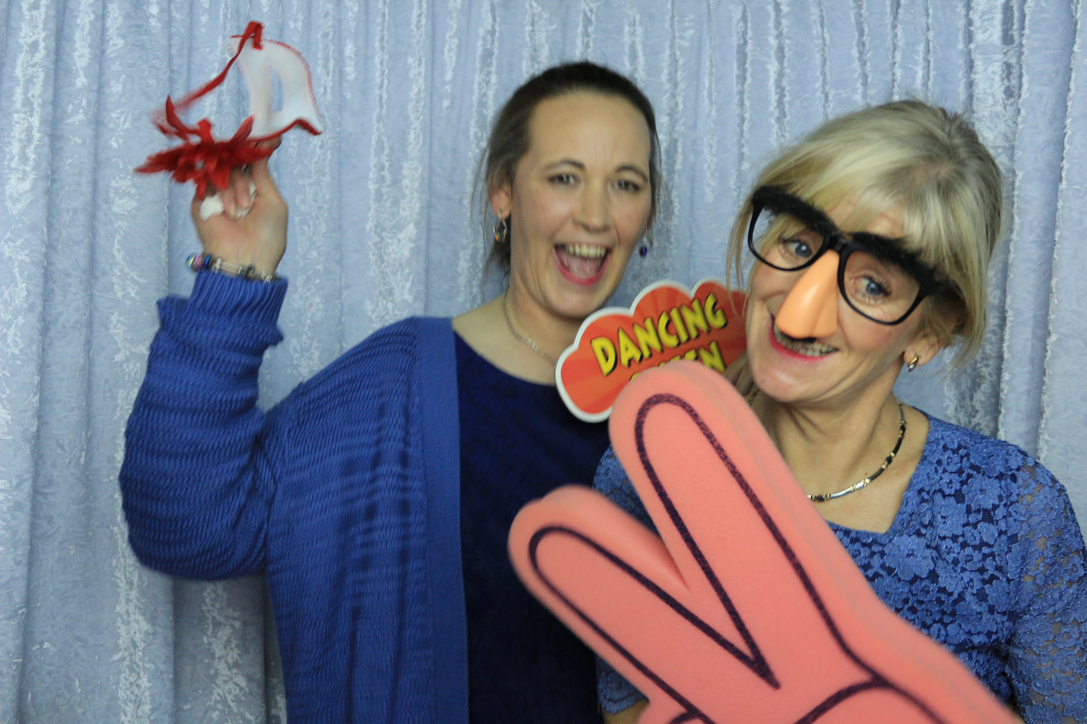 Grant & Emma's Wedding - Images | View more photos from the event at gallery.partydelightsphotobooth.co.uk/u/PartyDelightsPhotoBooth/Grant-Emmas-Wedding-Images