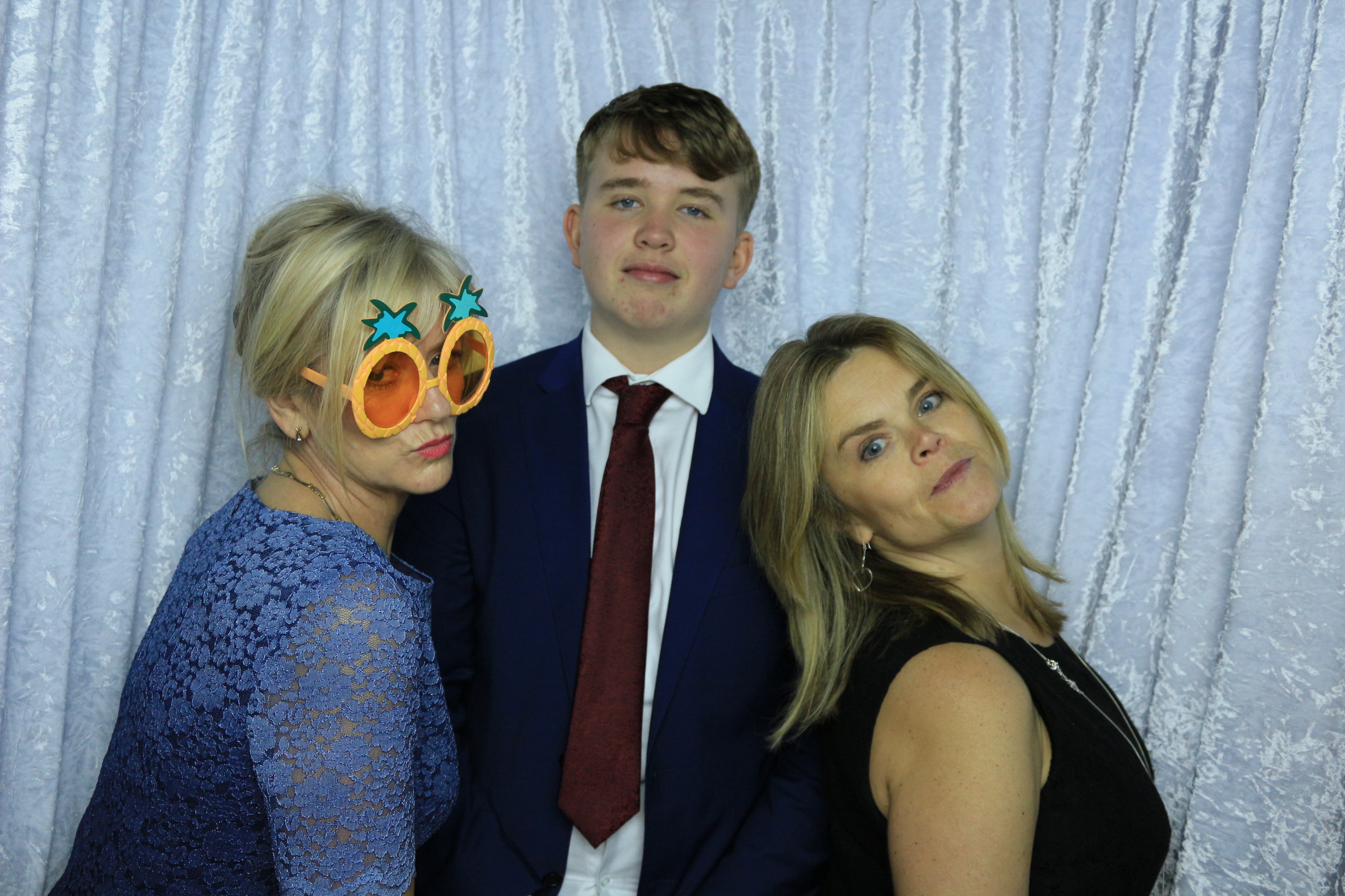 Grant & Emma's Wedding - Images | View more photos from the event at gallery.partydelightsphotobooth.co.uk/u/PartyDelightsPhotoBooth/Grant-Emmas-Wedding-Images