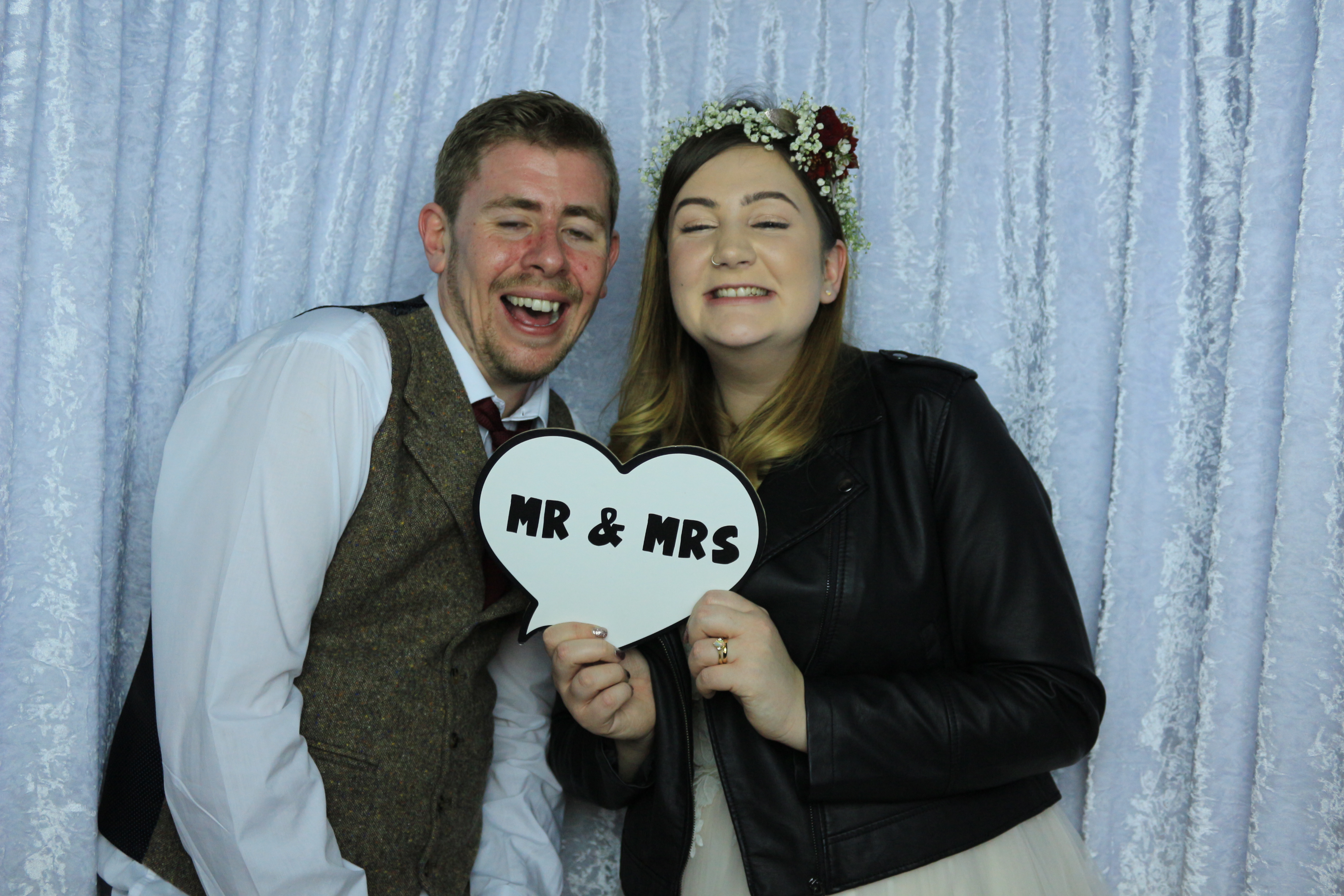 Grant & Emma's Wedding - Images | View more photos from the event at gallery.partydelightsphotobooth.co.uk/u/PartyDelightsPhotoBooth/Grant-Emmas-Wedding-Images