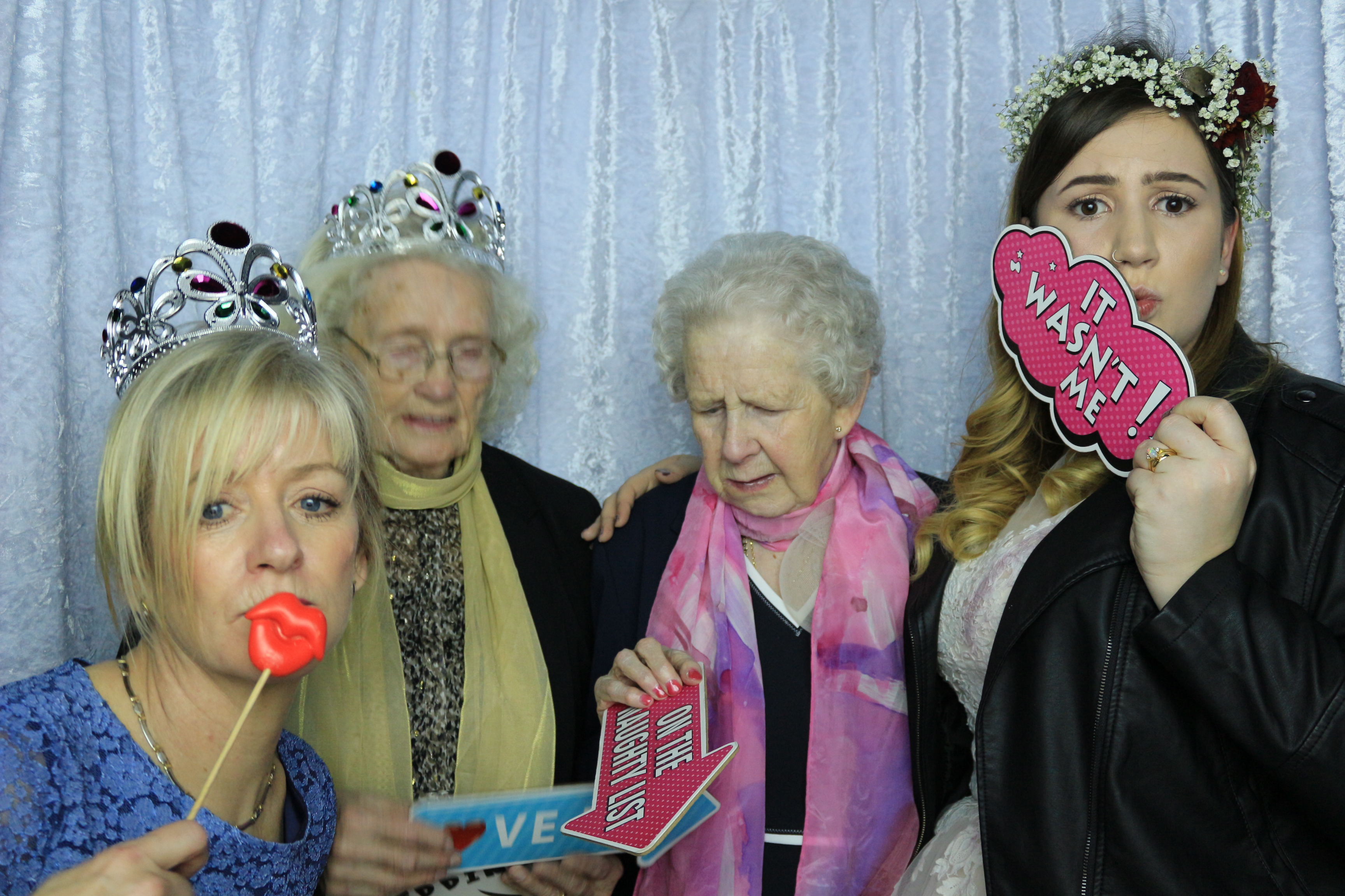 Grant & Emma's Wedding - Images | View more photos from the event at gallery.partydelightsphotobooth.co.uk/u/PartyDelightsPhotoBooth/Grant-Emmas-Wedding-Images