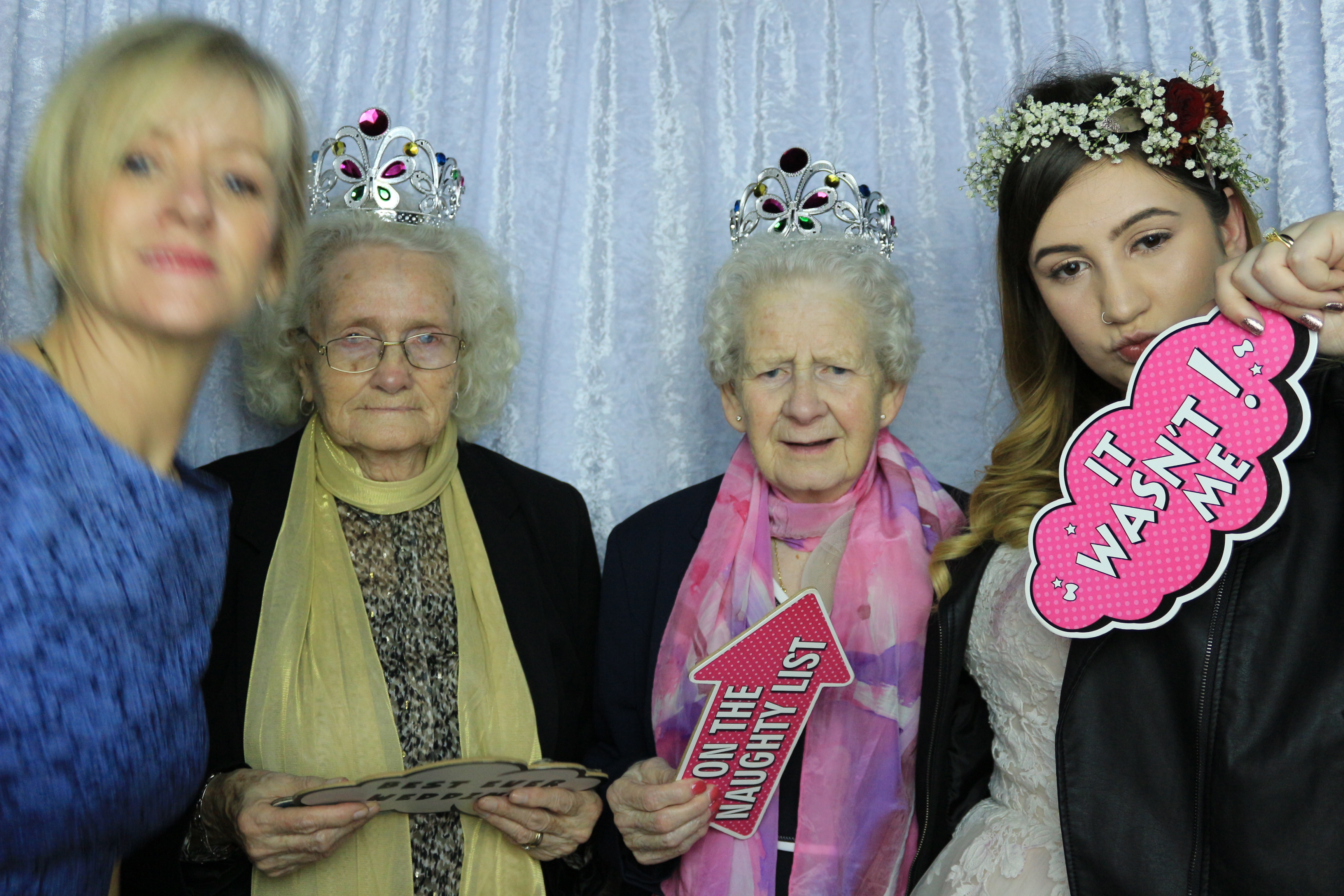 Grant & Emma's Wedding - Images | View more photos from the event at gallery.partydelightsphotobooth.co.uk/u/PartyDelightsPhotoBooth/Grant-Emmas-Wedding-Images