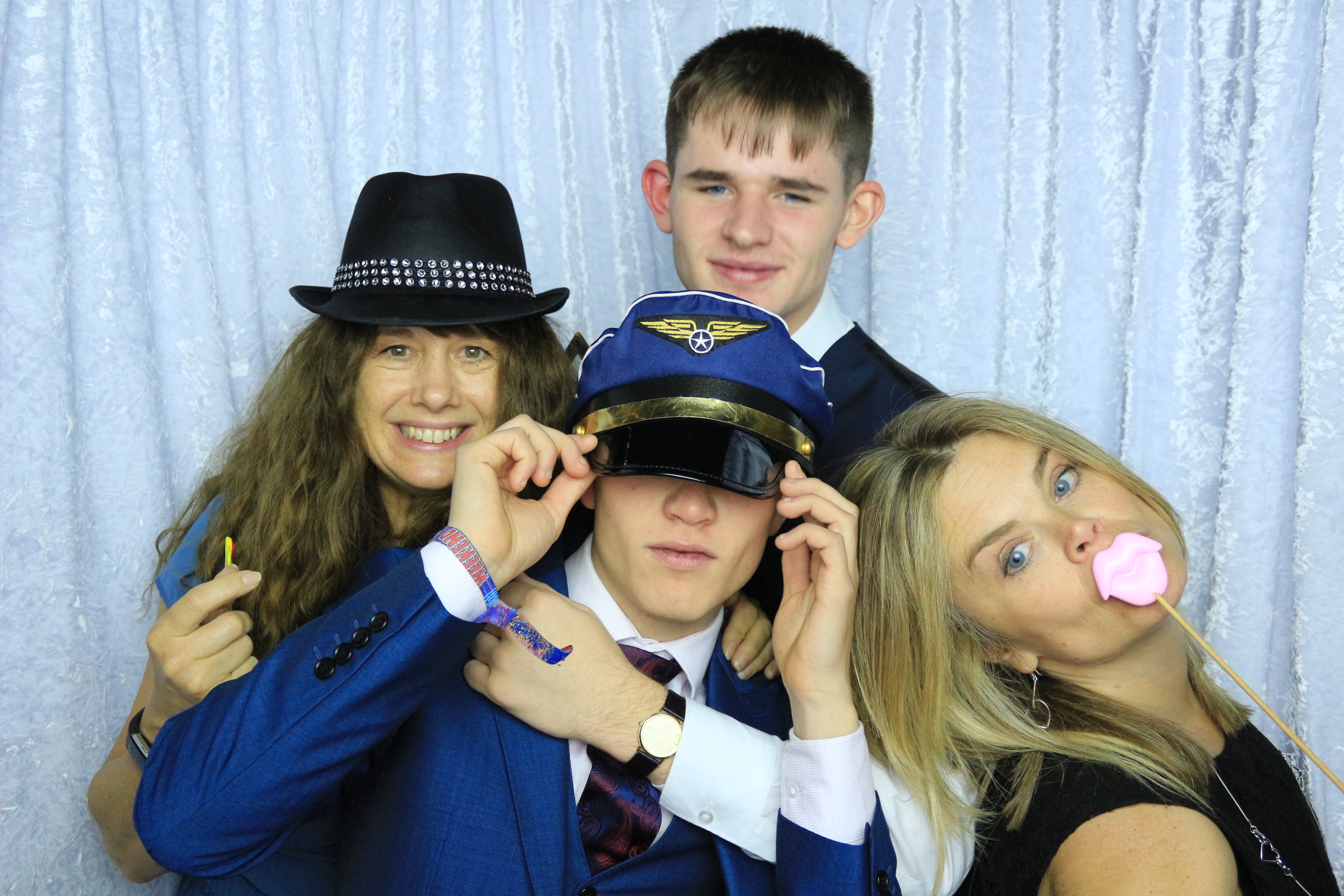 Grant & Emma's Wedding - Images | View more photos from the event at gallery.partydelightsphotobooth.co.uk/u/PartyDelightsPhotoBooth/Grant-Emmas-Wedding-Images