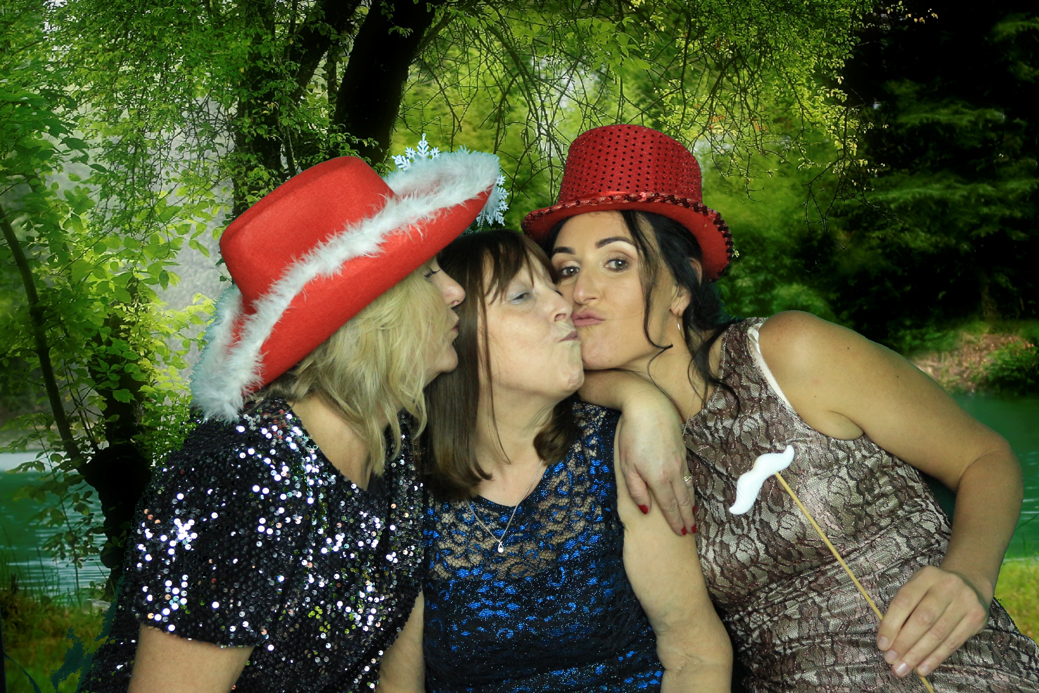 L&S Waste Christmas Party 2018 - Images | View more photos from the event at gallery.partydelightsphotobooth.co.uk/u/PartyDelightsPhotoBooth/LS-Waste-Christmas-Party-2018-Images