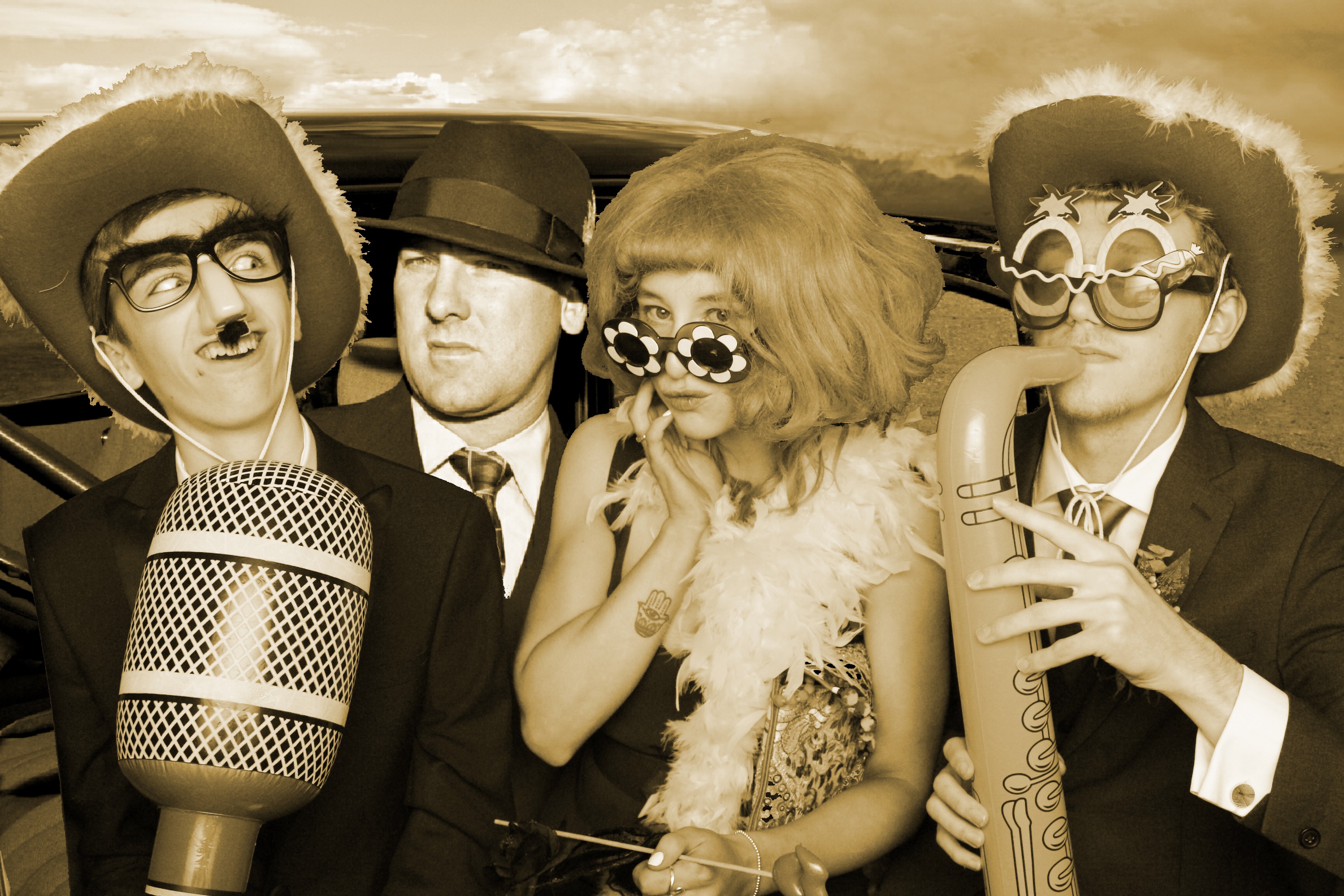 Phil & Jenny's Wedding - Images | View more photos from the event at gallery.partydelightsphotobooth.co.uk/u/PartyDelightsPhotoBooth/Phil-Jennys-Wedding-Images