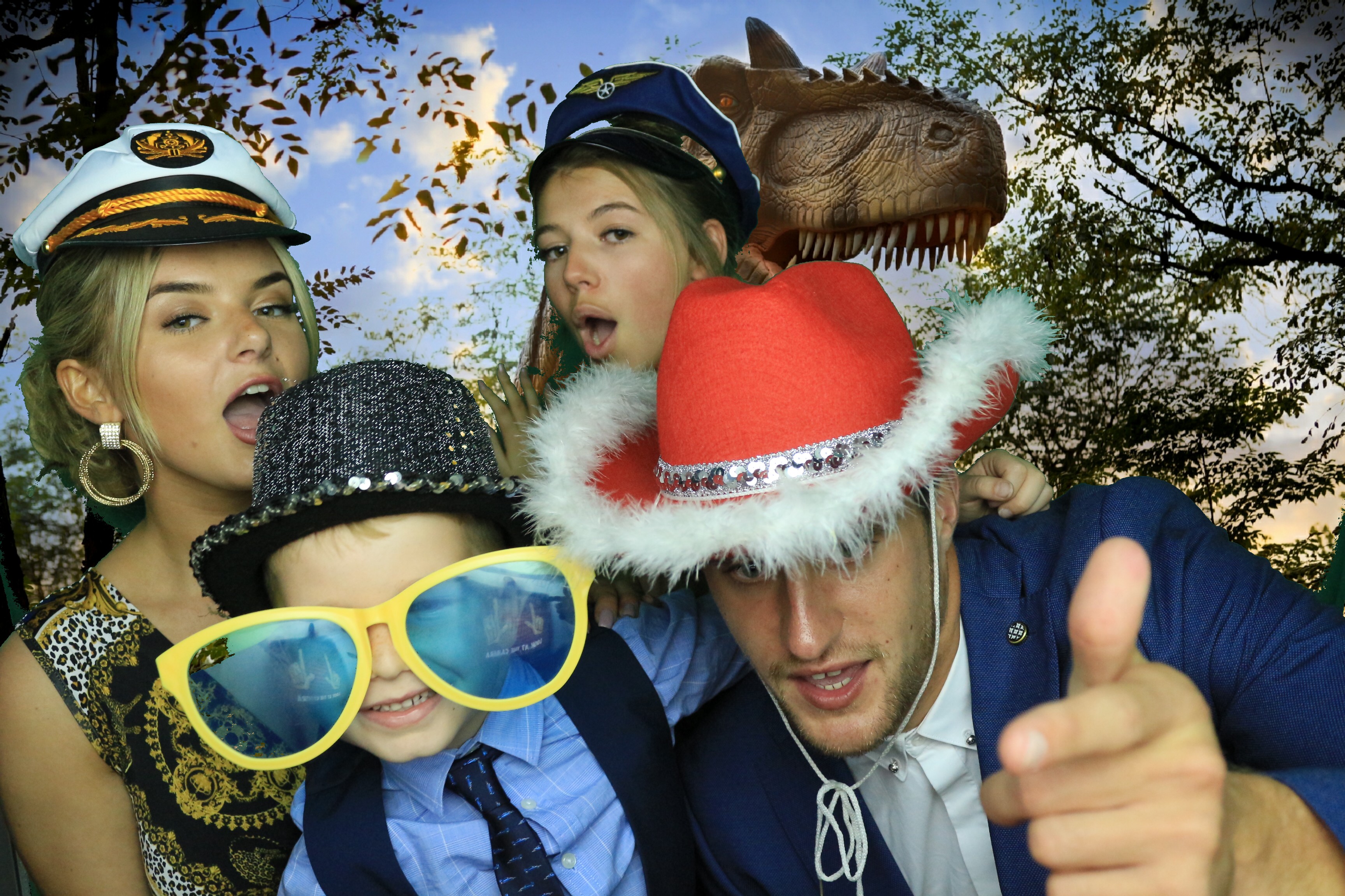 Phil & Jenny's Wedding - Images | View more photos from the event at gallery.partydelightsphotobooth.co.uk/u/PartyDelightsPhotoBooth/Phil-Jennys-Wedding-Images