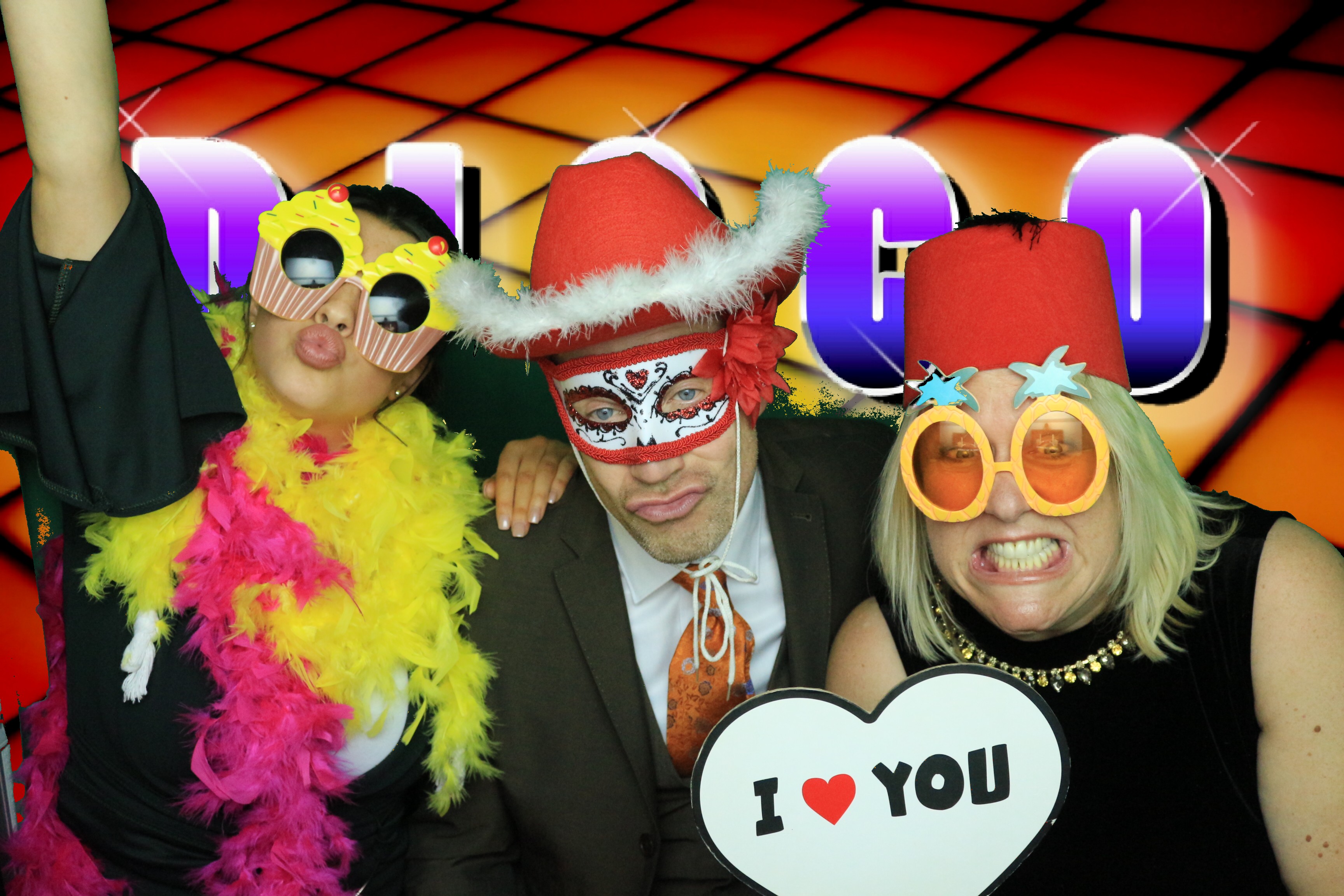 Phil & Jenny's Wedding - Images | View more photos from the event at gallery.partydelightsphotobooth.co.uk/u/PartyDelightsPhotoBooth/Phil-Jennys-Wedding-Images