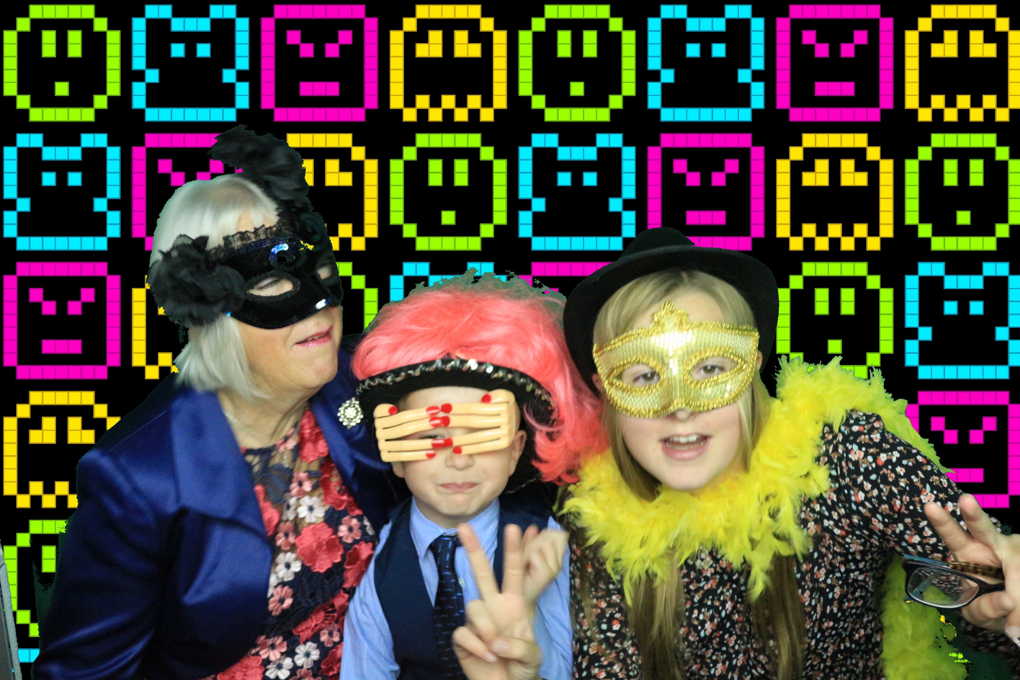 Phil & Jenny's Wedding - Images | View more photos from the event at gallery.partydelightsphotobooth.co.uk/u/PartyDelightsPhotoBooth/Phil-Jennys-Wedding-Images