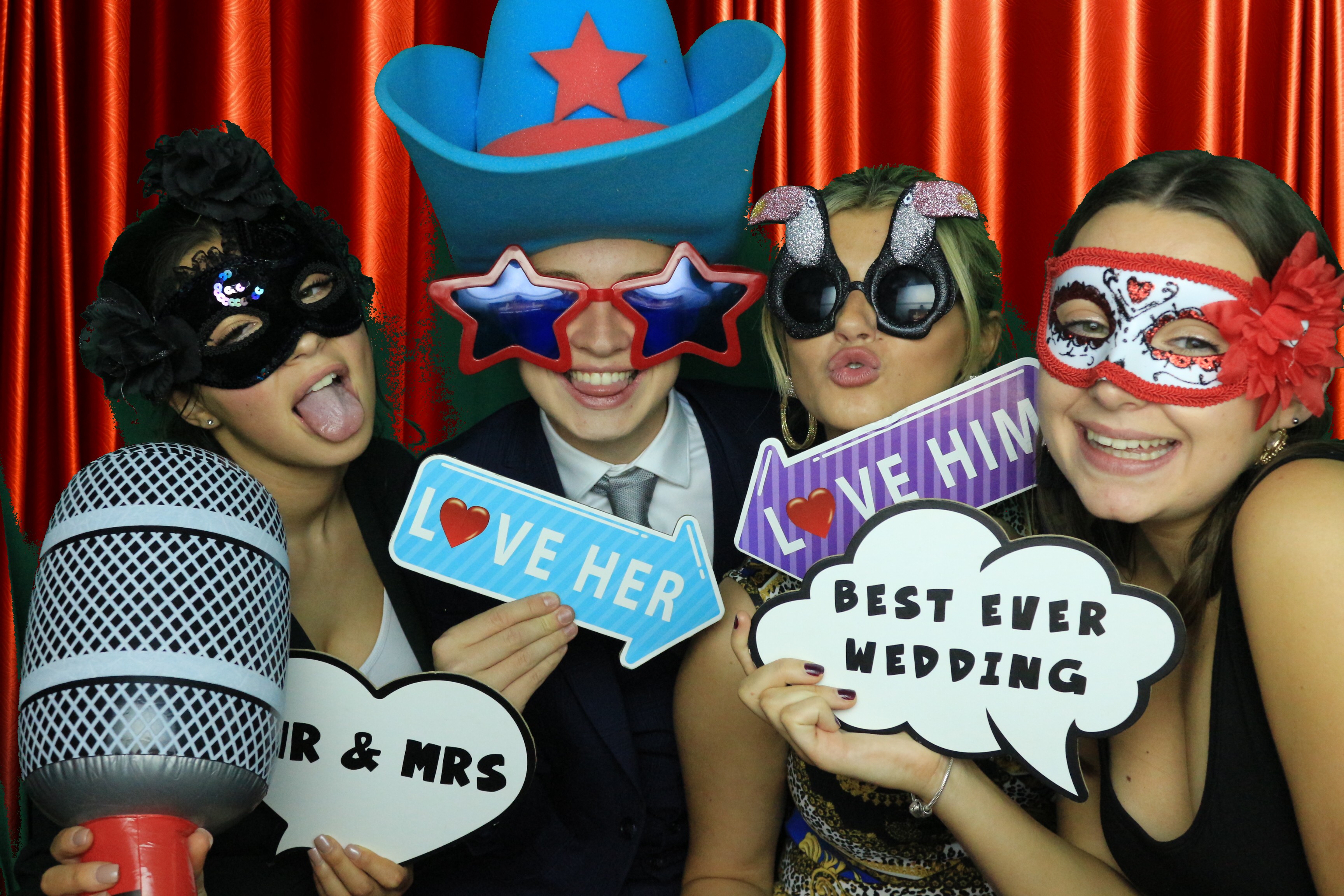 Phil & Jenny's Wedding - Images | View more photos from the event at gallery.partydelightsphotobooth.co.uk/u/PartyDelightsPhotoBooth/Phil-Jennys-Wedding-Images