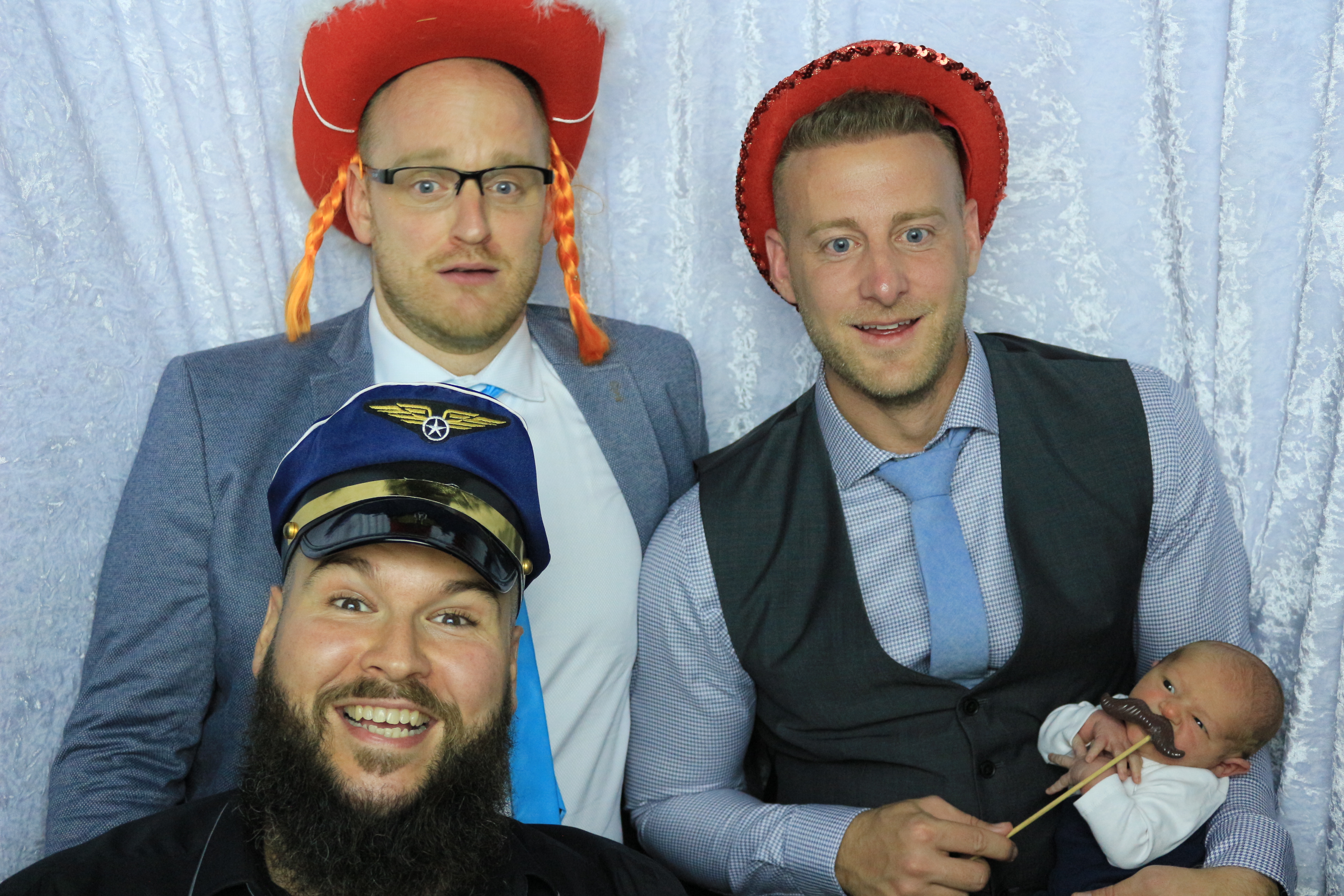 Rob & Claire's Wedding - Images | View more photos from the event at gallery.partydelightsphotobooth.co.uk/u/PartyDelightsPhotoBooth/Rob-Claires-Wedding-Images