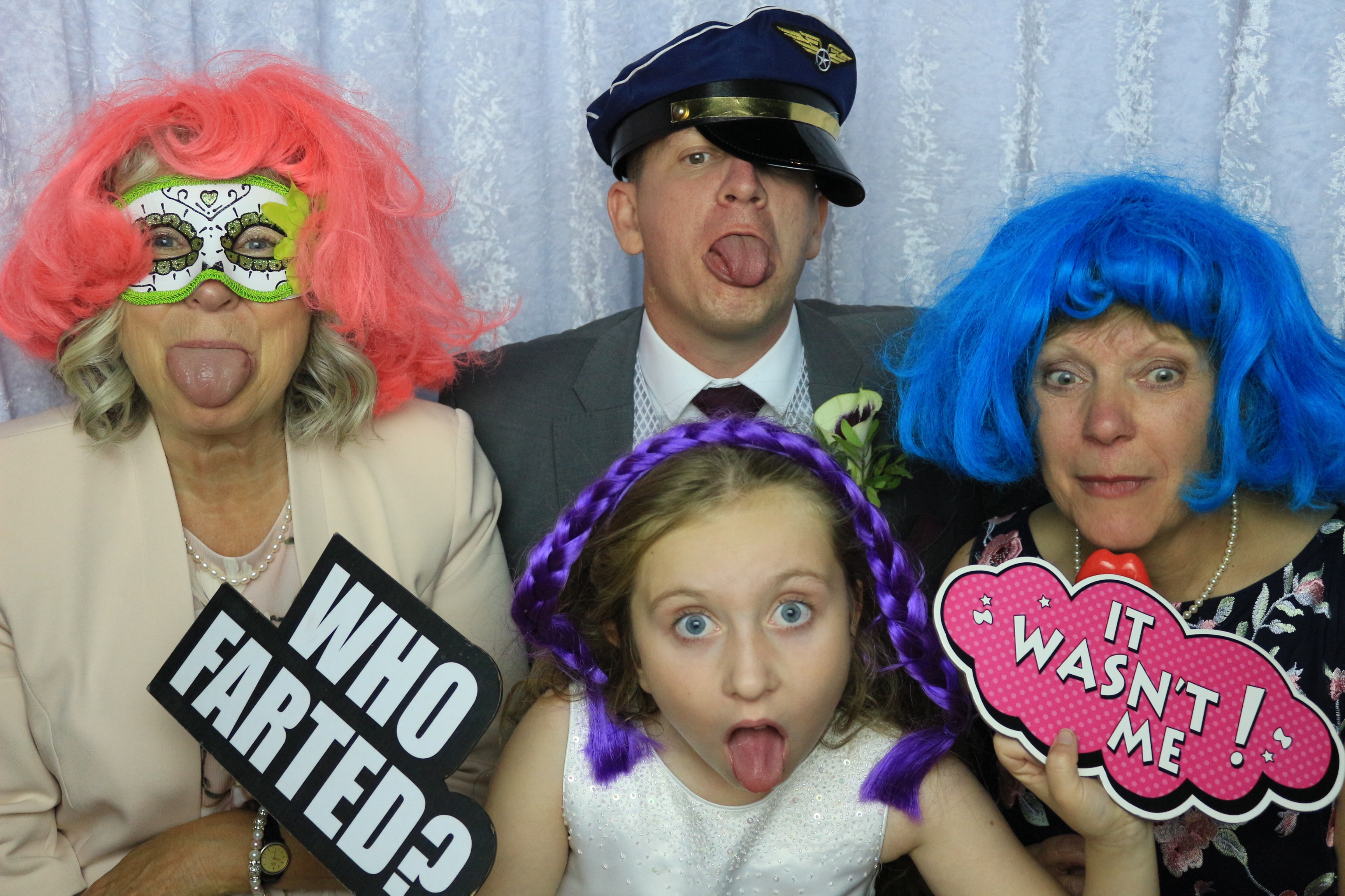 Rob & Claire's Wedding - Images | View more photos from the event at gallery.partydelightsphotobooth.co.uk/u/PartyDelightsPhotoBooth/Rob-Claires-Wedding-Images