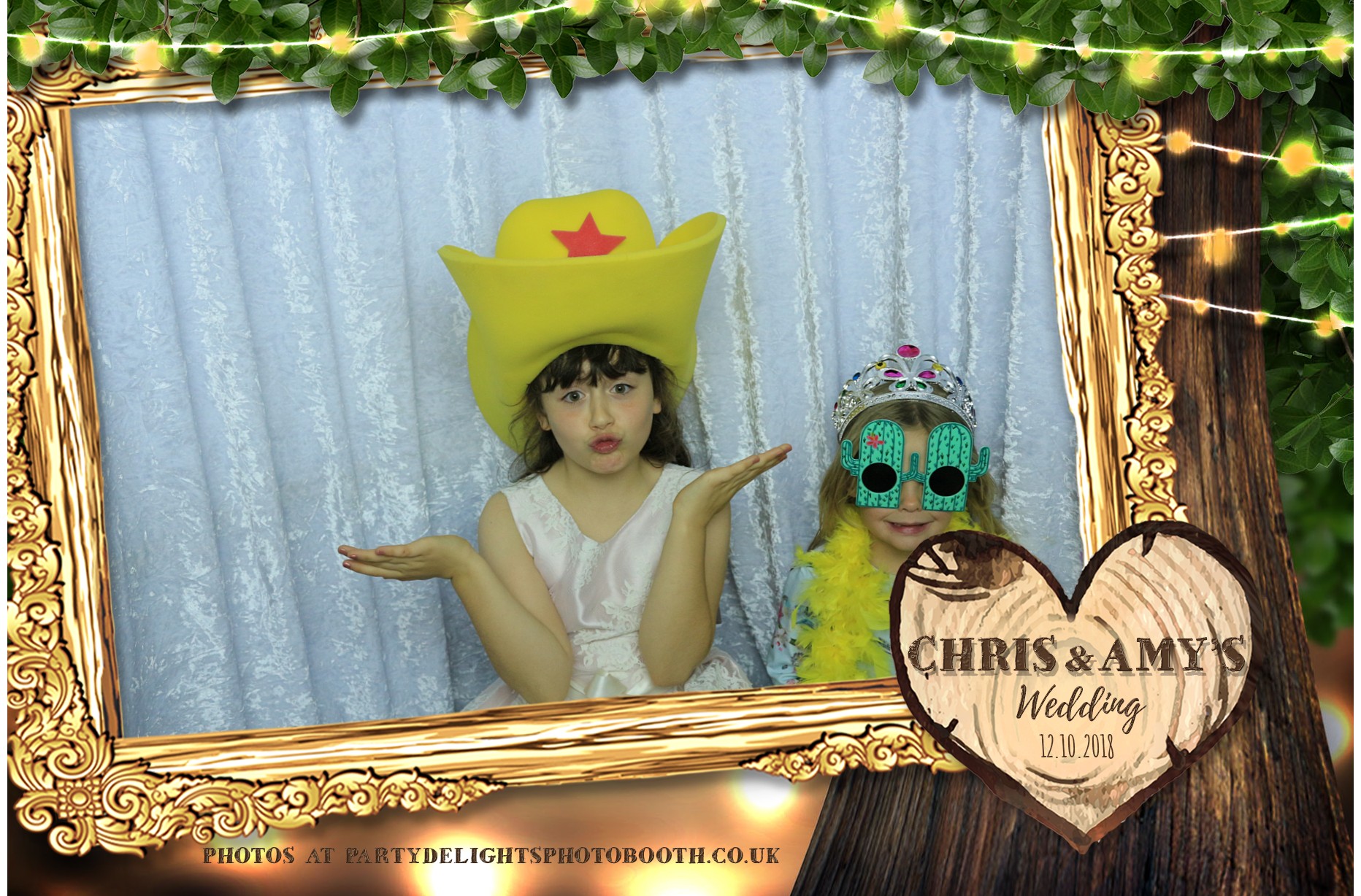 Chris & Amy's Wedding - Prints | View more photos from the event at gallery.partydelightsphotobooth.co.uk/u/PartyDelightsPhotoBooth/Chris-Amys-Wedding-Prints