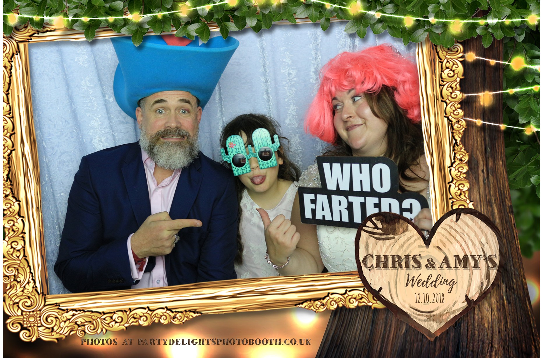 Chris & Amy's Wedding - Prints | View more photos from the event at gallery.partydelightsphotobooth.co.uk/u/PartyDelightsPhotoBooth/Chris-Amys-Wedding-Prints